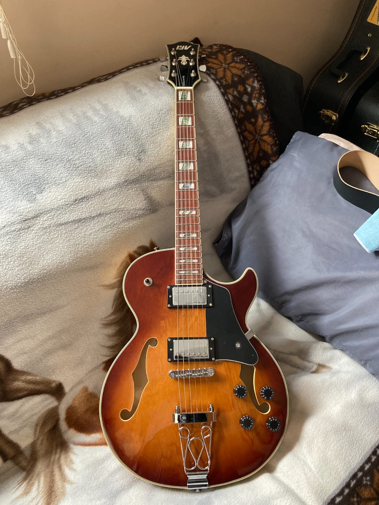 29/mo Finance IYV IJZ300 TSB Jazz Solid hollowBody Electric Guitar