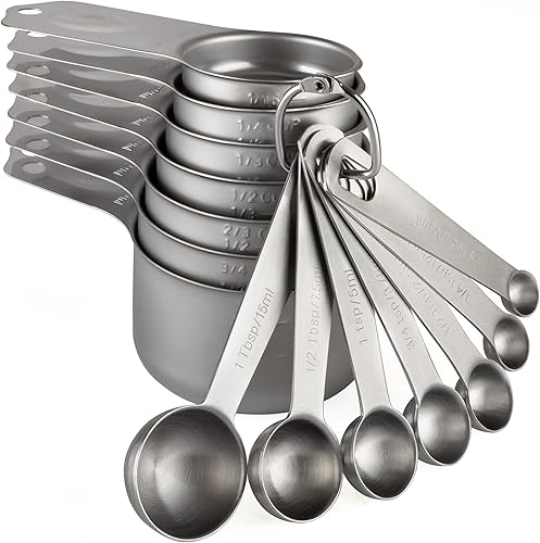 Juego de 14 tazas y cucharas medidoras de acero inoxidable, incluye 7 tazas medidoras de metal y 7 cucharas medidoras apilables para ingredientes disponible en Yaxa El Salvador