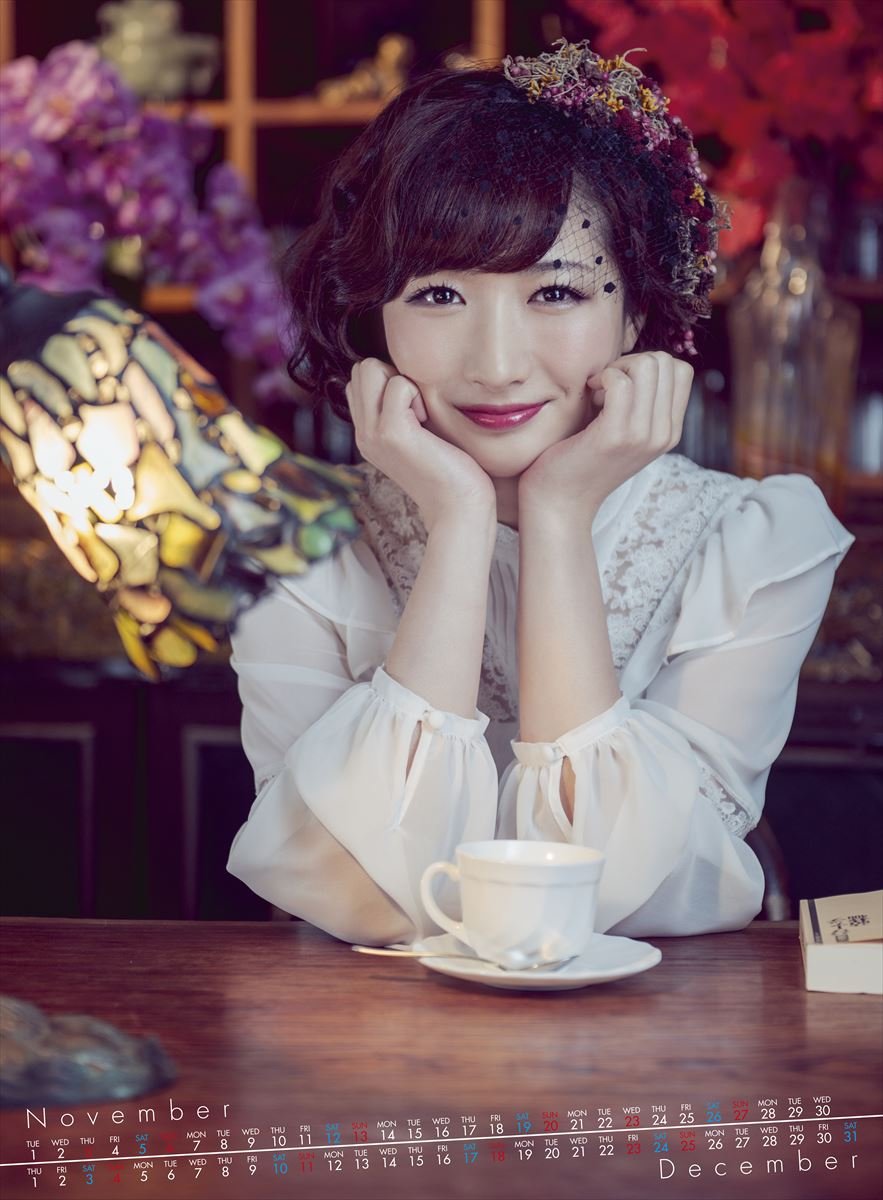 Amazon | 武田梨奈 2016年 カレンダー 壁掛け B3 | カレンダー 