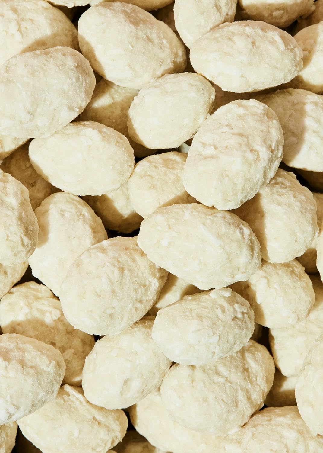 KoRo - Mandeln in weißer Schokolade mit Kokosnuss 1 kg