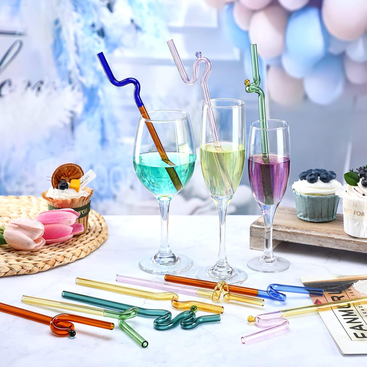 Gerrii 10 Pcs Wavy Glass Straws Colorful Silly Glass Straws Bulk Shatter Resistant Fun Christmas Party Gifts for Drinking Beverages Coffee Wine Drinks(Cool)