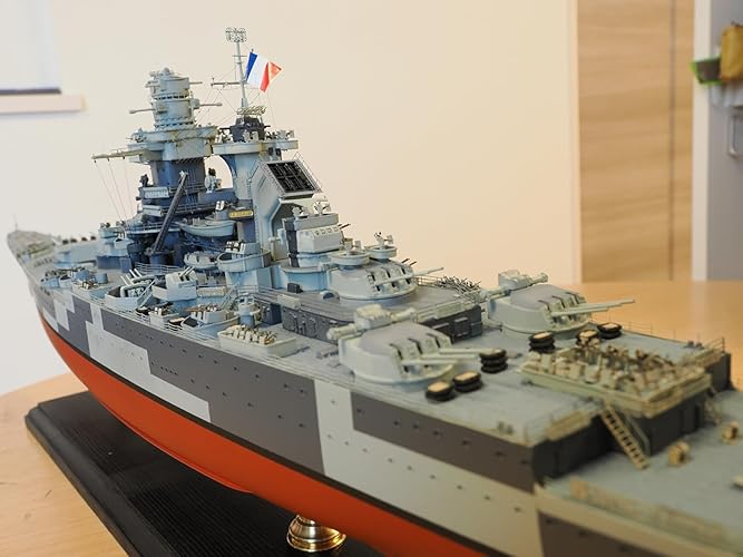 Amazon | トランペッター 1/350 フランス海軍戦艦 リシュリュー 1943