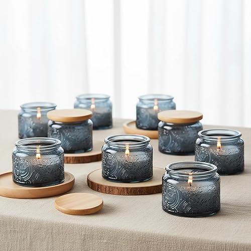 Vista 18 de Paquete de 18 recipientes de vela de vidrio en relieve de 4 onzas con tapas y etiquetas de bambú, tarros transparentes para hacer velas, diseño