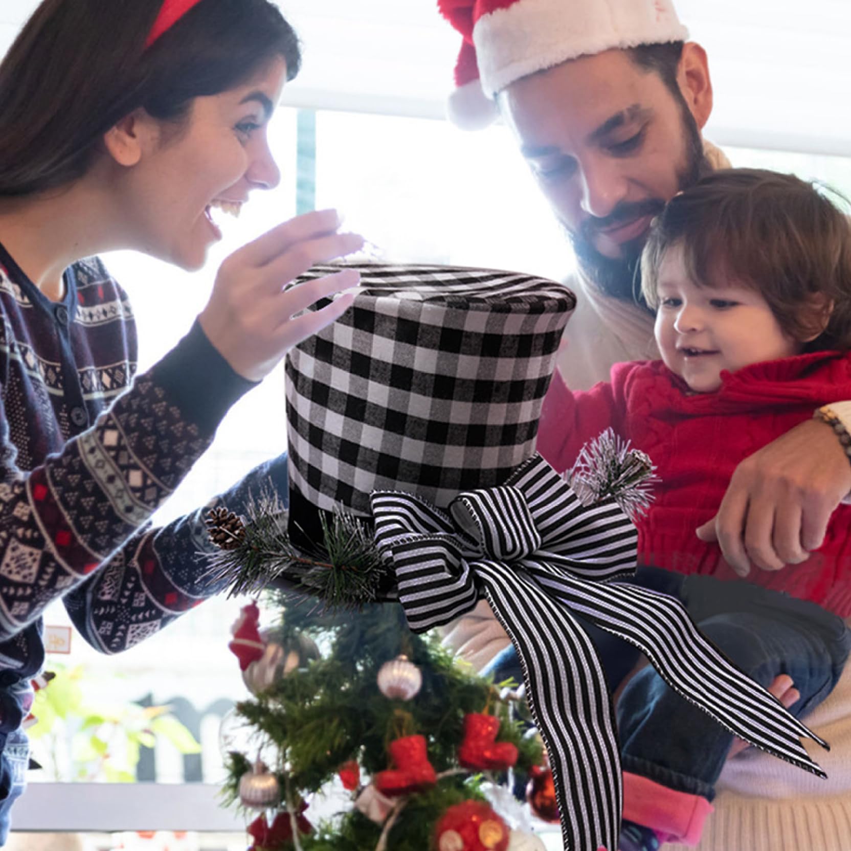 Cimier d'arbre de Noël Chapeau de Noël à Carreaux et Blanc avec nœud et Ressort, Ornements Chapeau Haut Forme compressibles pour décorations Fournitures fête à la Maison