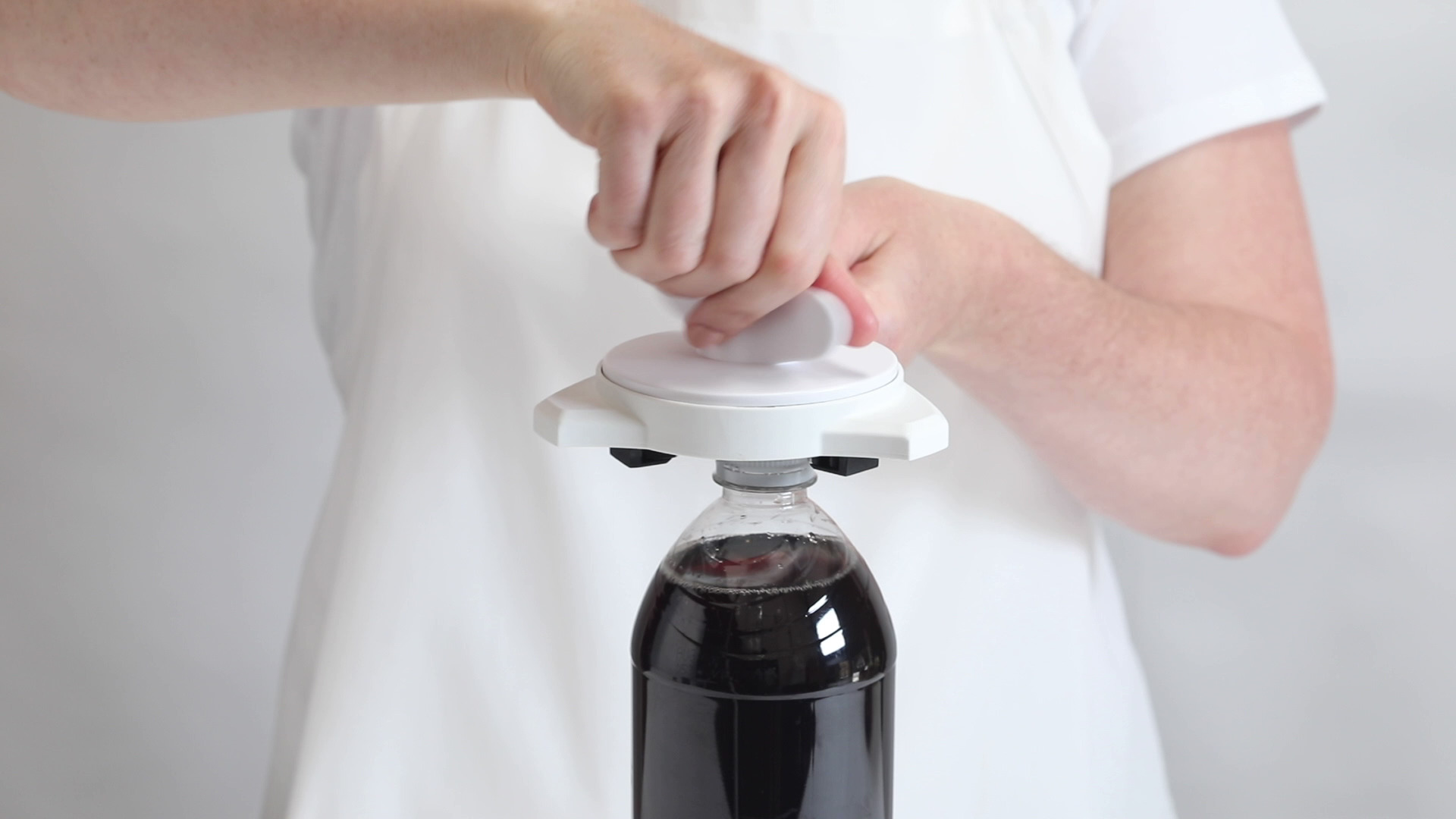 Amazon.com: KUHN RIKON Strain-Free Gripper Opener for Jars and