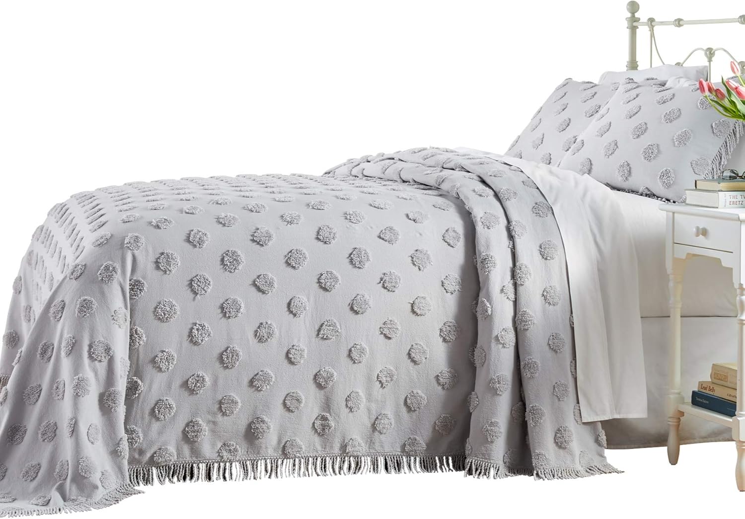 BrylaneHome Pepper Dot Chenille Bedspread Queen, Silver