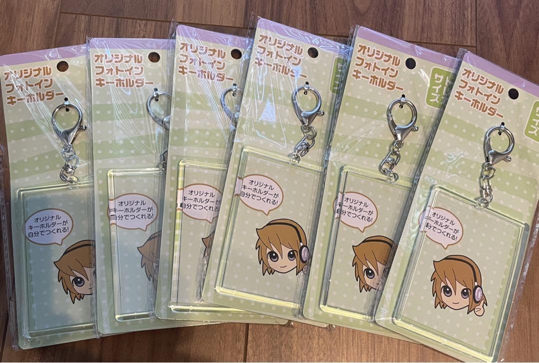 Amazon.co.jp: セリア 推し活グッズ オリジナルフォトインキーホルダー 