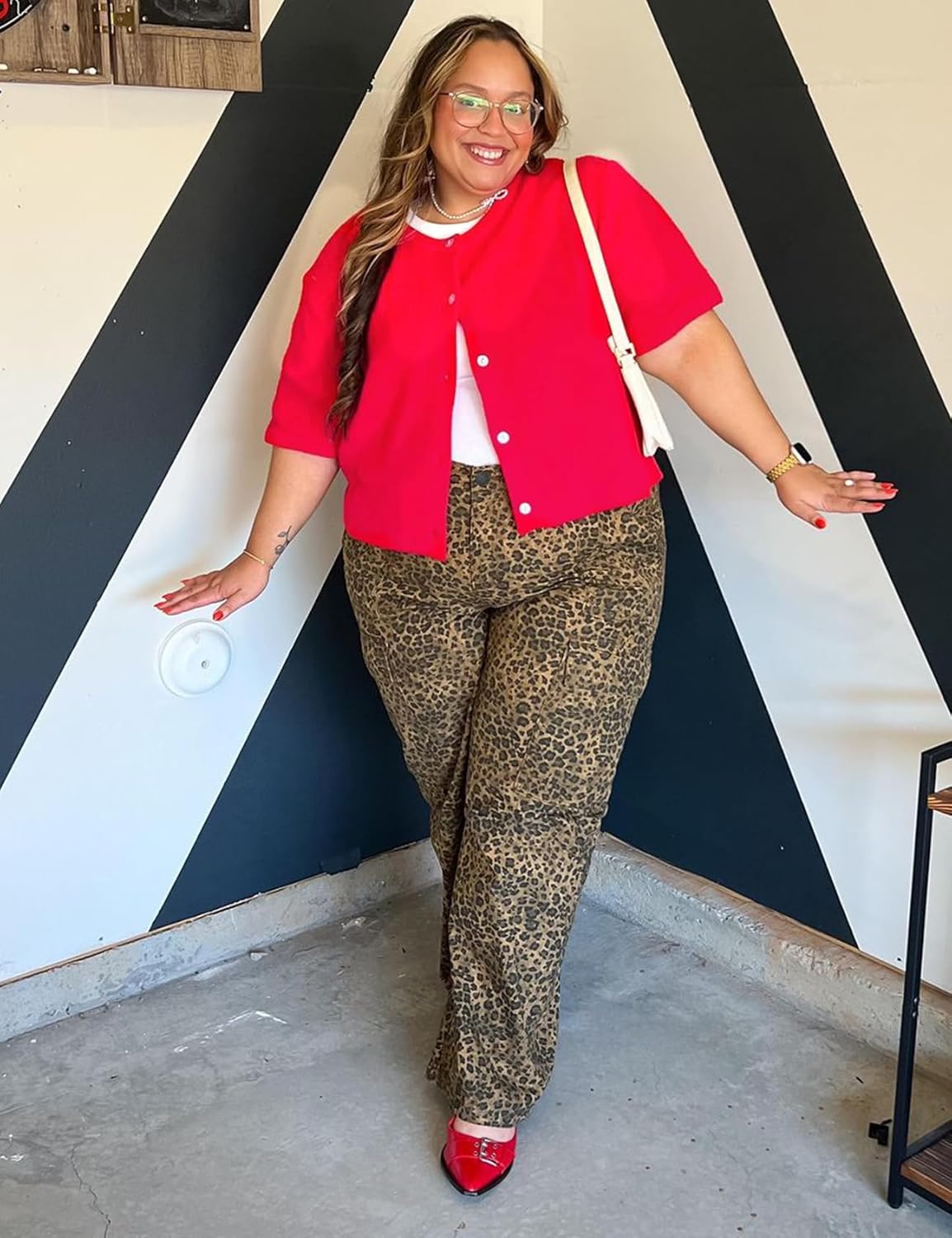 Wyeysyt Womens Cropped Knitted Cardigan Y2K Short Sleeve Button Down Sweater Cardigan Shirt Casual Solid Color Ribbed Outwear - Image 4