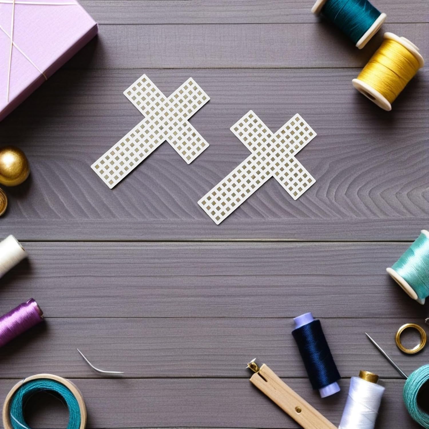 10pcs Plastic Cross Canvas Sheets for Needlework Beginners 7.8x5.5cm