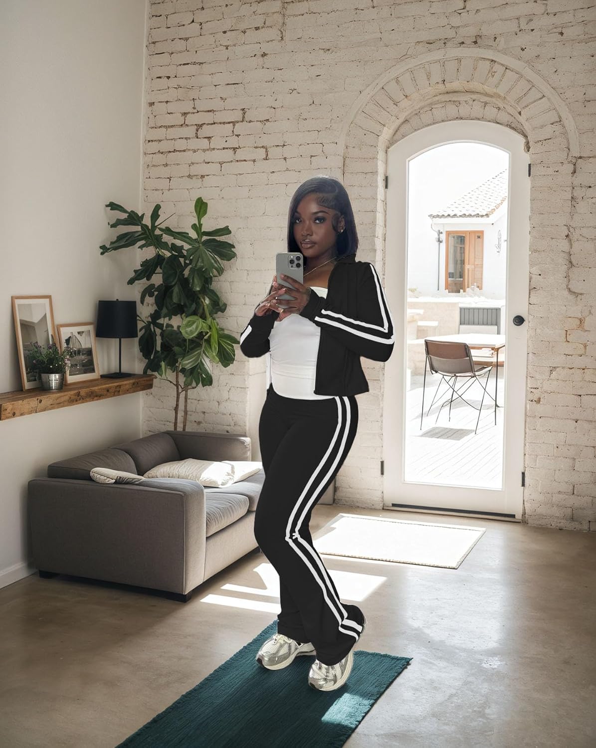 HBQ Women's 2 Piece Sweatsuit Sets Zip Up Crop Tops and Flare Pants Casual Striped Tracksuit Jogger Loungewear Set - Image 2