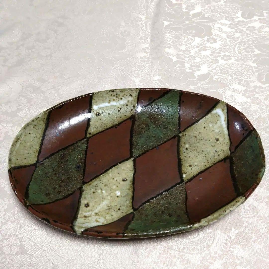 Amazon | 益子焼作家 鈴木稔さんの皿 | ノーブランド品 | 小皿 通販