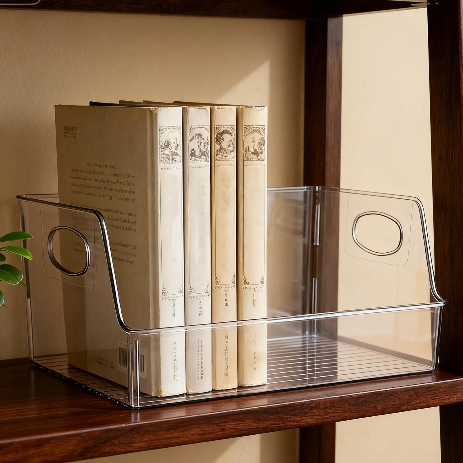 Amosfun Contenitore Trasparente per Libri e Fumetti 34x21,5x15 Cm, Organizer per Scaffali e Dispensa, Cestino Resistente in Plastica per Organizzazione Classe e Cucina