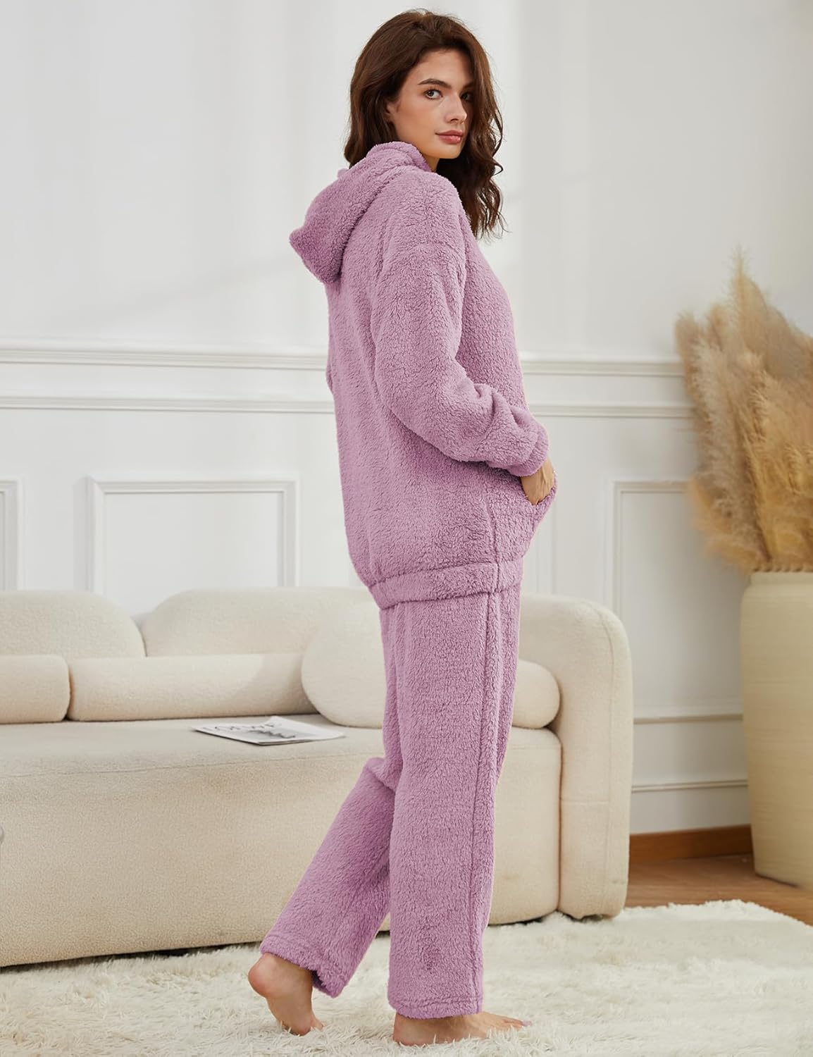 Wyeysyt Women's Fleece Pajamas Sets Fuzzy Loungewear Long Sleeve Casual Hoodies and Pants Fluffy 2 Piece Set Sleepwear - Image 2