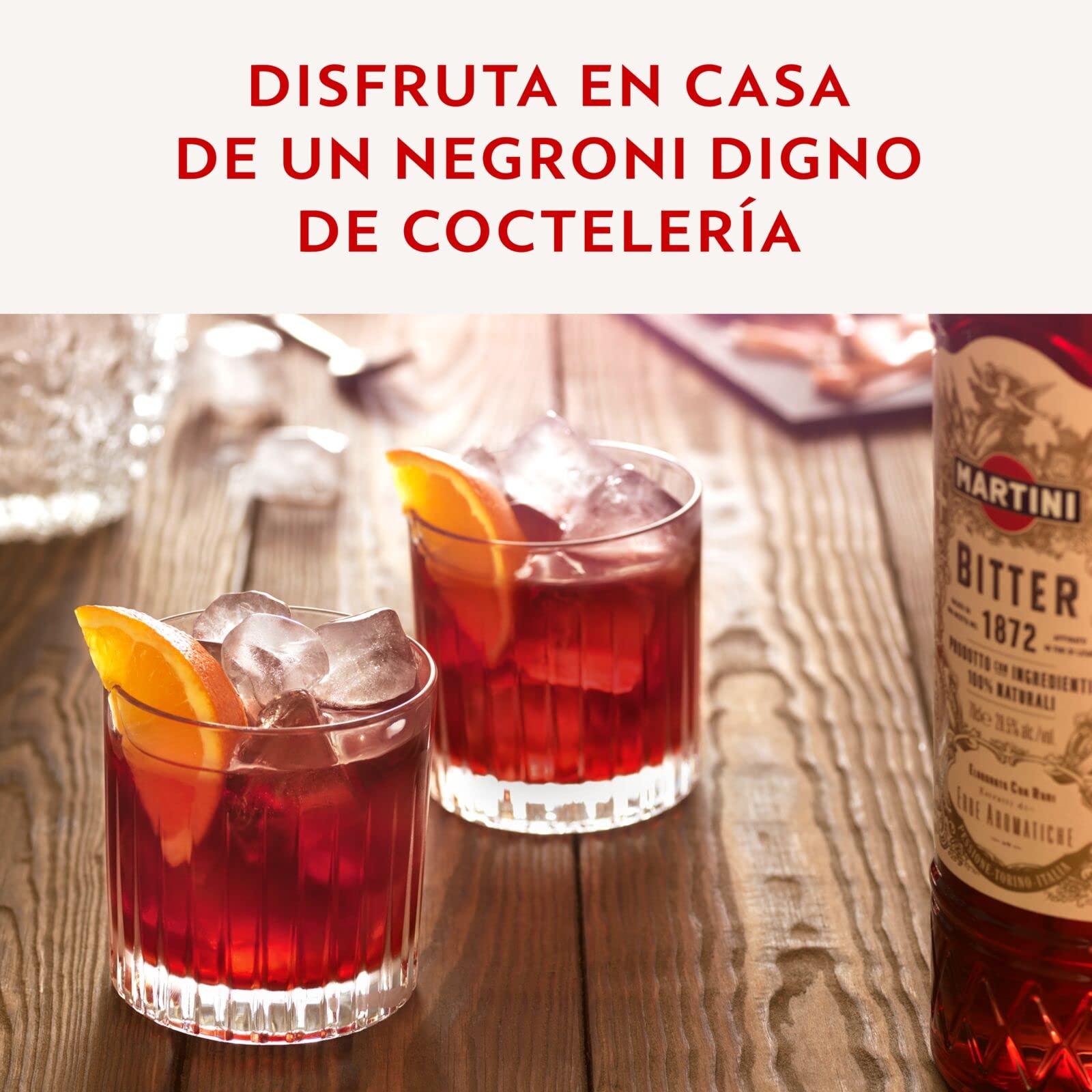 Martini Negroni Set de regalo, que incluye Martini Riserva Speciale Rubino Vermouth 75cl/750ml, Martini Riserva Speciale Bitter 70cl/700ml, Bombay Sapphire Gin 35cl/350ml, un vaso Martini de regalo