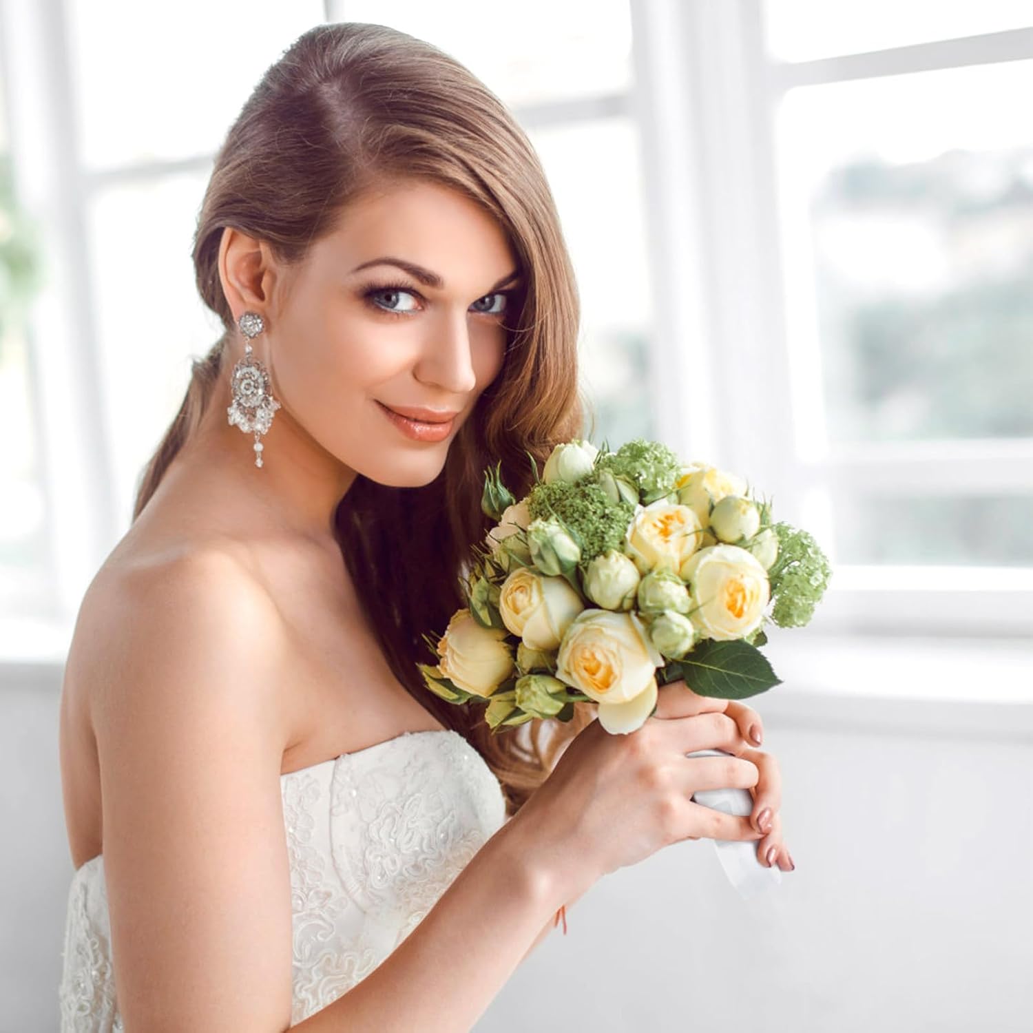 2pcs Bridal Bouquet Holder Floral Foam Handle for Wedding Flower Arrangement Durable Plastic Support for DIY Bouquets and Floral Decorations