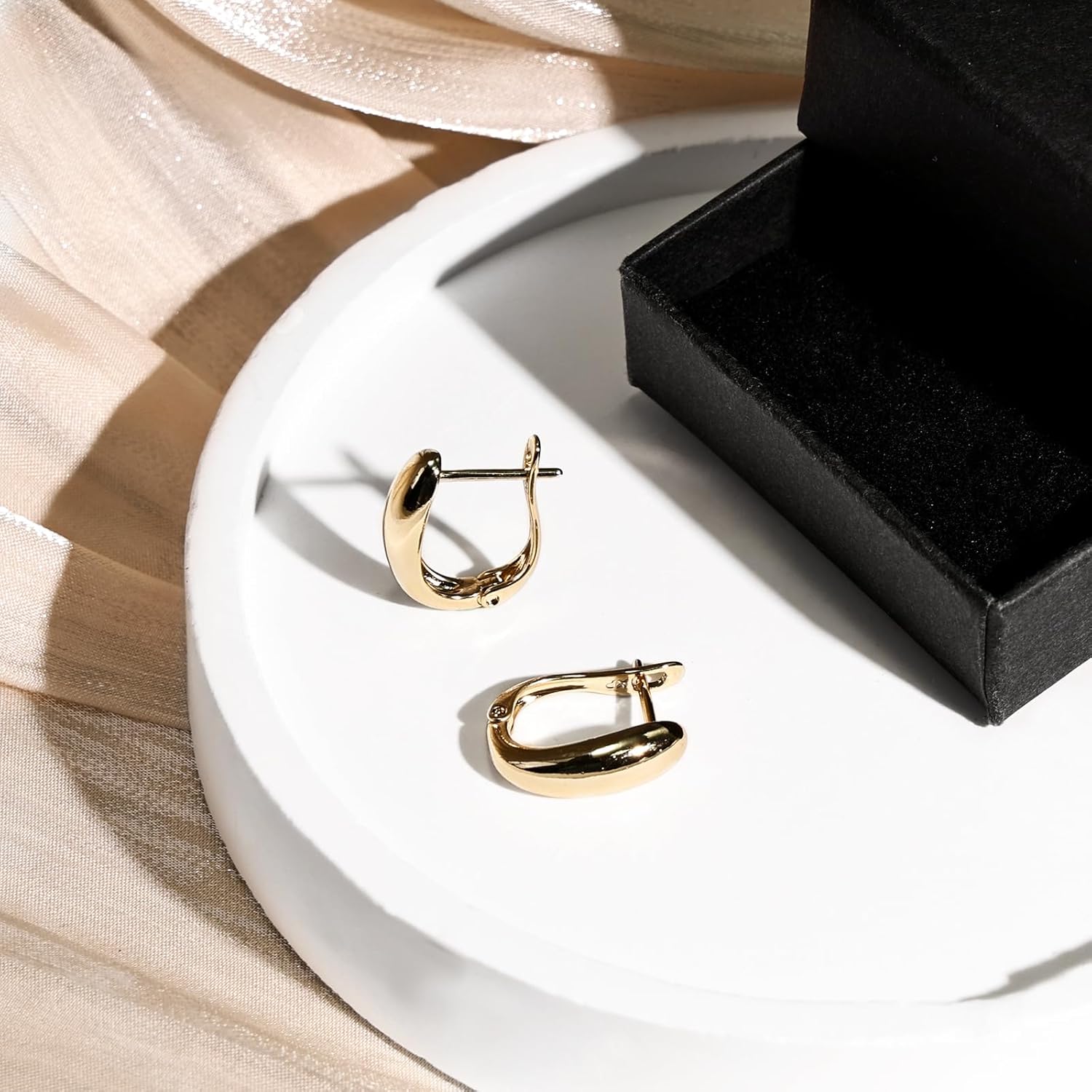 Gold Hoop Earrings for Women, 18k Gold Plated Lightweight Hypoallergenic Jewelry for Women U Shaped Teardrop Earrings - Image 7