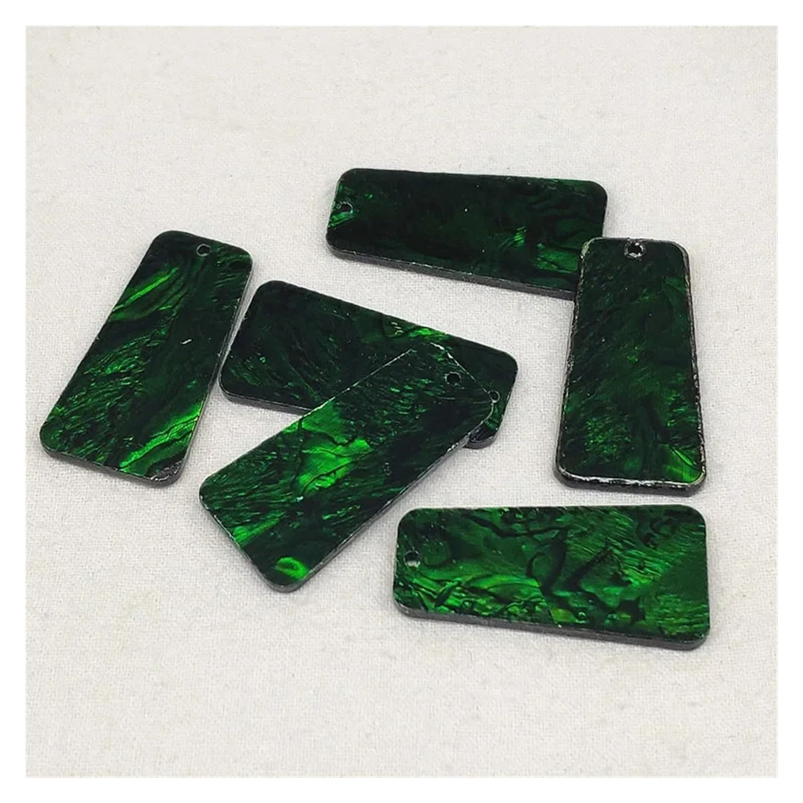 LIUCH 37x19mm 30 szt. Akryl z muszlą trapezowy urok na półprodukty do biżuterii/kolczyki DIY części, półfabrykaty i komponenty do biżuterii(Green)