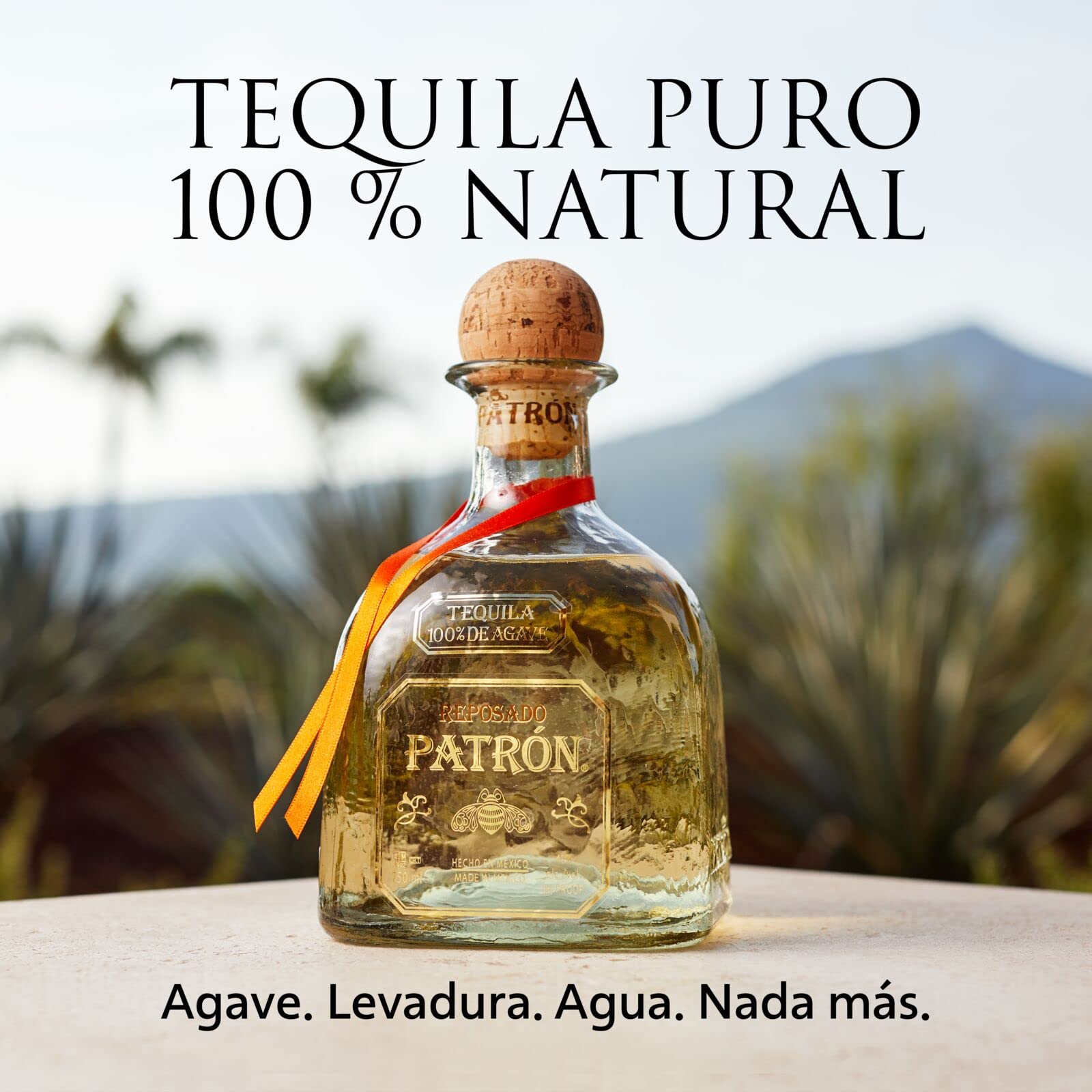 PATRÓN Reposado Premium Tequila, 40% vol, 70 cl / 700 ml, Tequila 100% de agave, elaborado artesanalmente en México, en pequeñas cantidades, con el mejor agave Azul Weber, añejado en barricas de roble