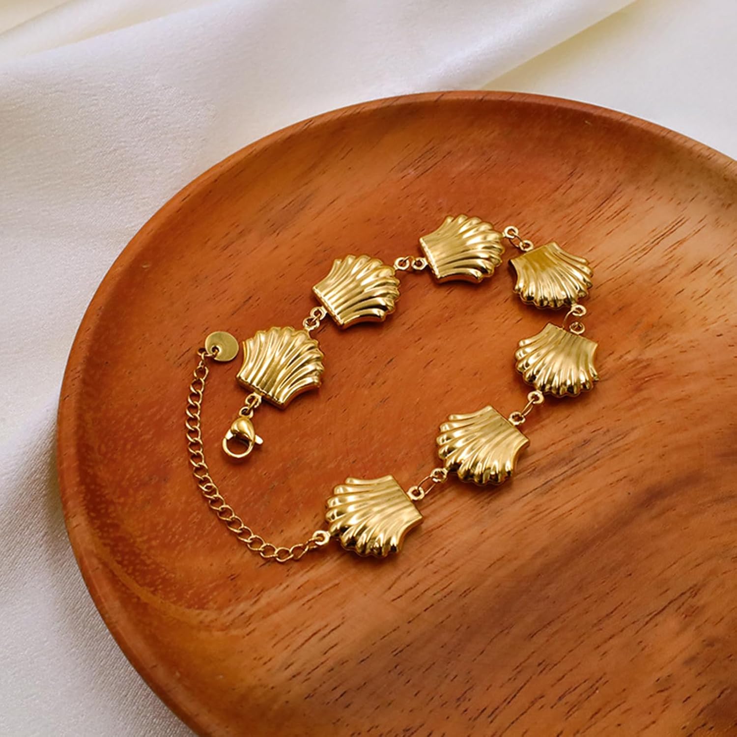 Gold Heart Charms Bracelet for Women Shell Charms Link Bracelet Summer Beach Seashell Bracelet - Image 5