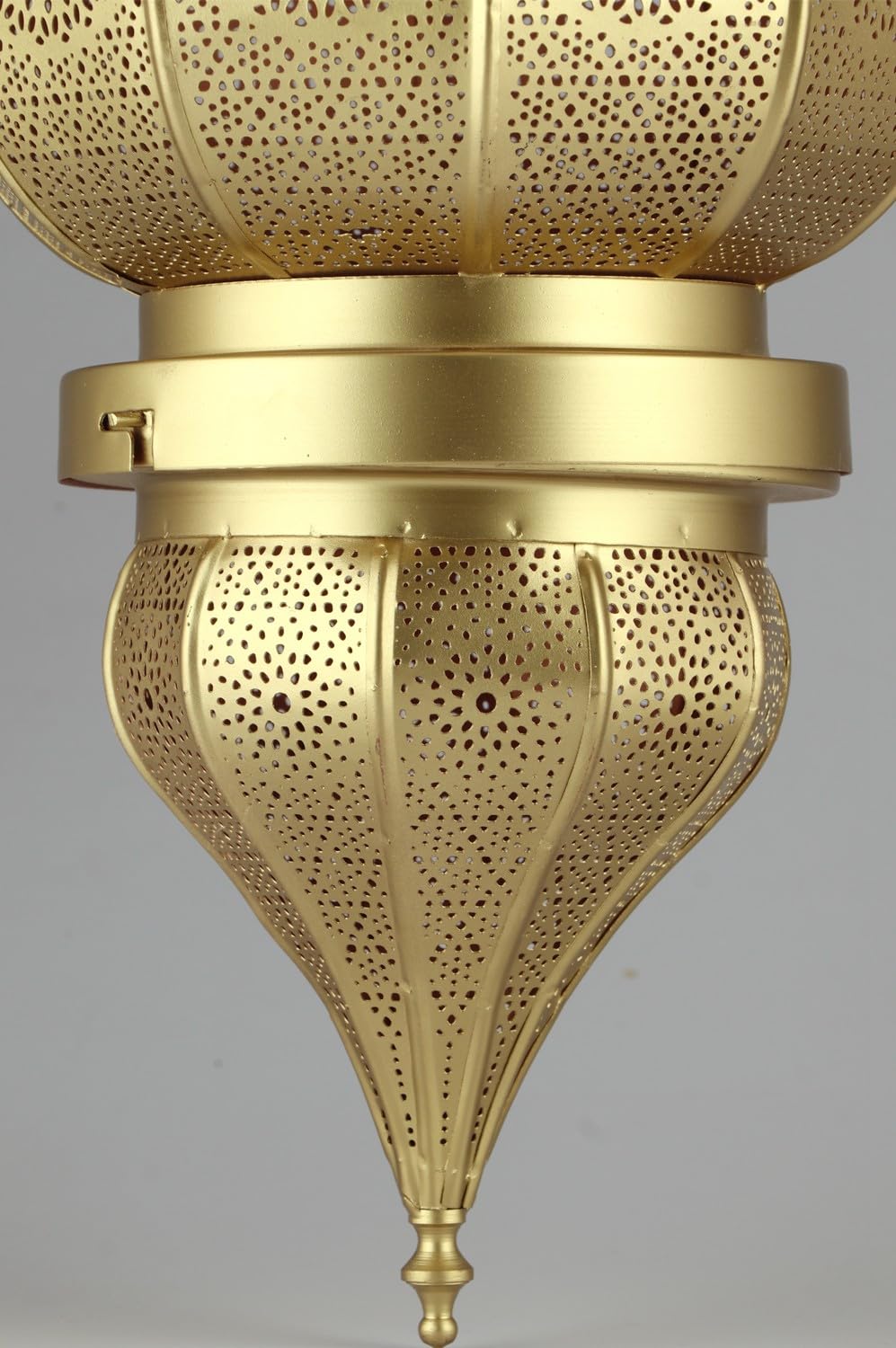 Orientalische Hängeleuchte Fayna handgemacht aus Metall in Gold 55 cm