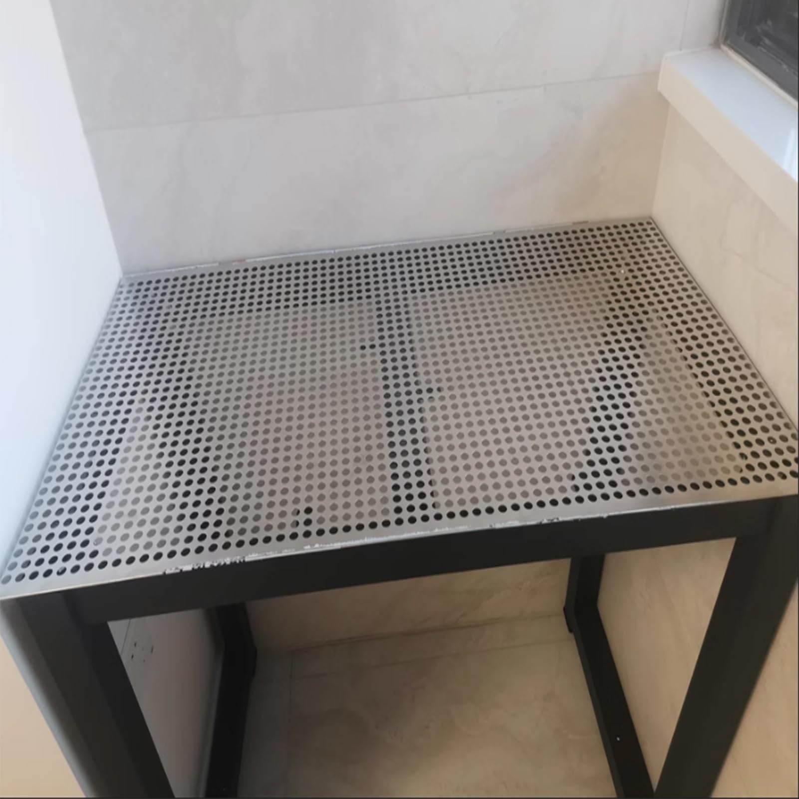 Tôle Perforée en Acier Inoxydable, 0.6mm D'épaisseur Cloison de Balcon Extérieur Tôle d'acier À Usages Multiples Bricolage(42x100cm/17x39in)