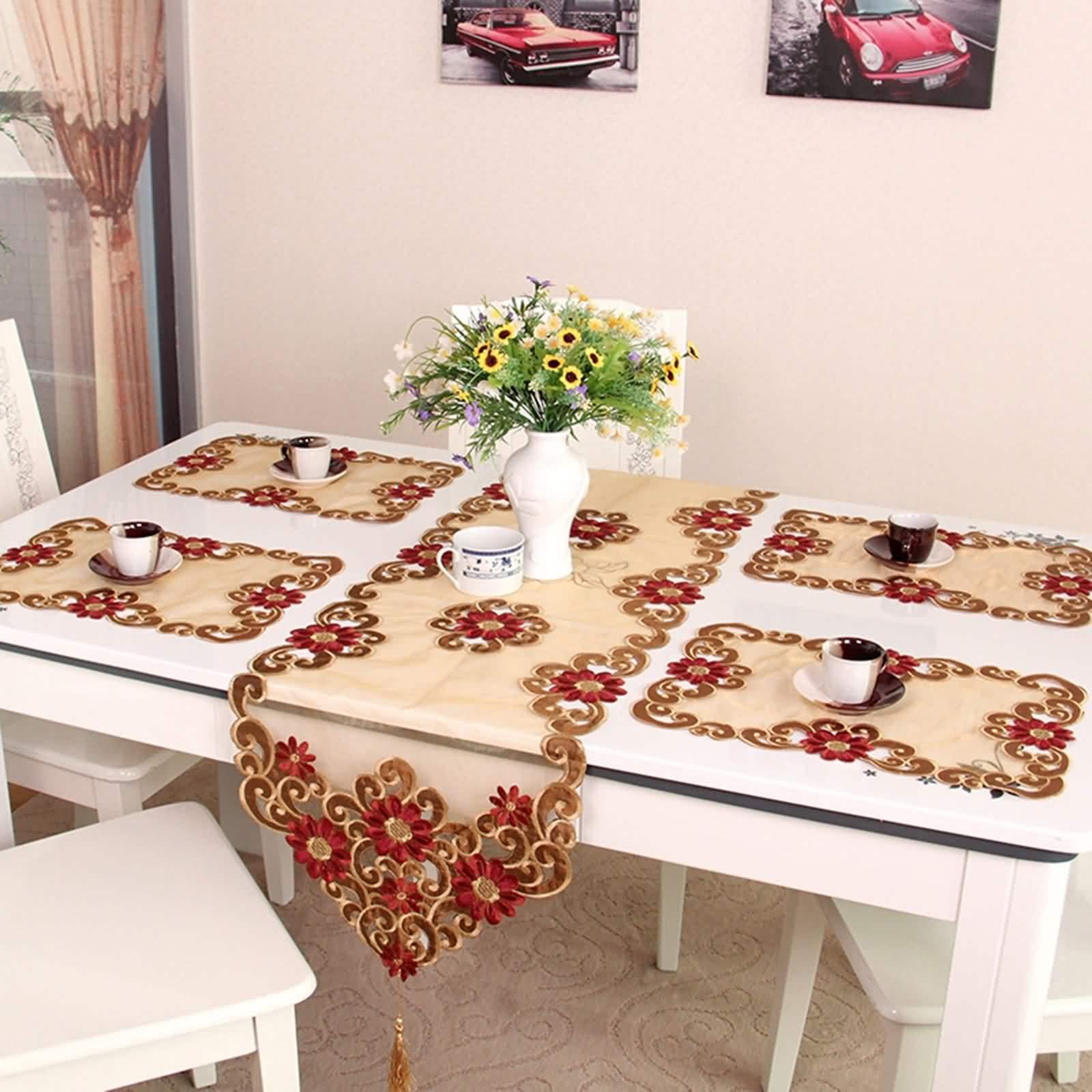 Tischläufer Rot Hochzeit, Tischläufer Herbst Hochzeit Gelb 40x200CM Hohle Stickerei Blume Polyester Table Runner Tischdeko Wohnzimmer Küche
