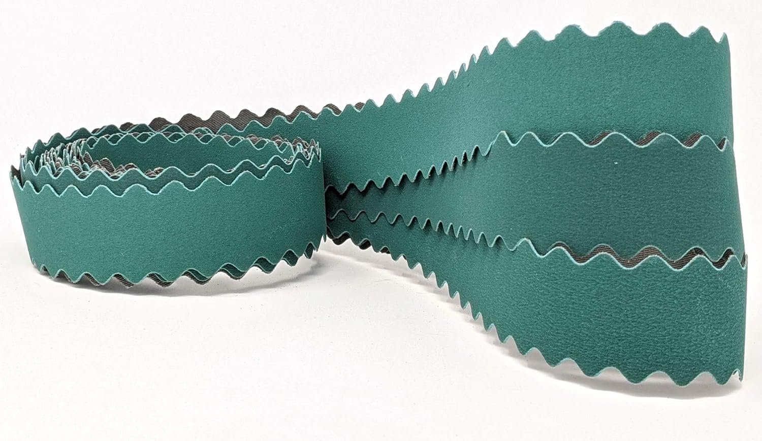 1X72 Knife Maker's Scalloped Edge Sanding Belts Extra Flexible Finishing Belts fit 2X72 Belt Sander Great for odd shapes and Knife Handle Contours (3 PK. 220, 400, 600 Grit)