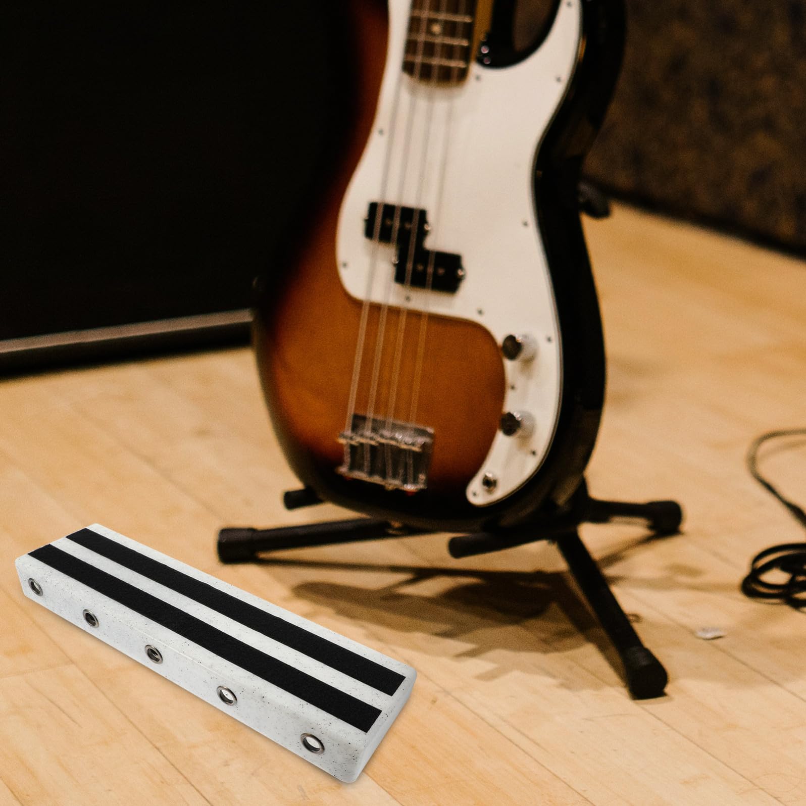 DECHOUS Pedalera de Guitarra Eléctrica Base para Pedal de Efectos Resistente y Duradera, Organizador Simple para Instrumentos Musicales, Soporte Práctico para Uso en Escenario