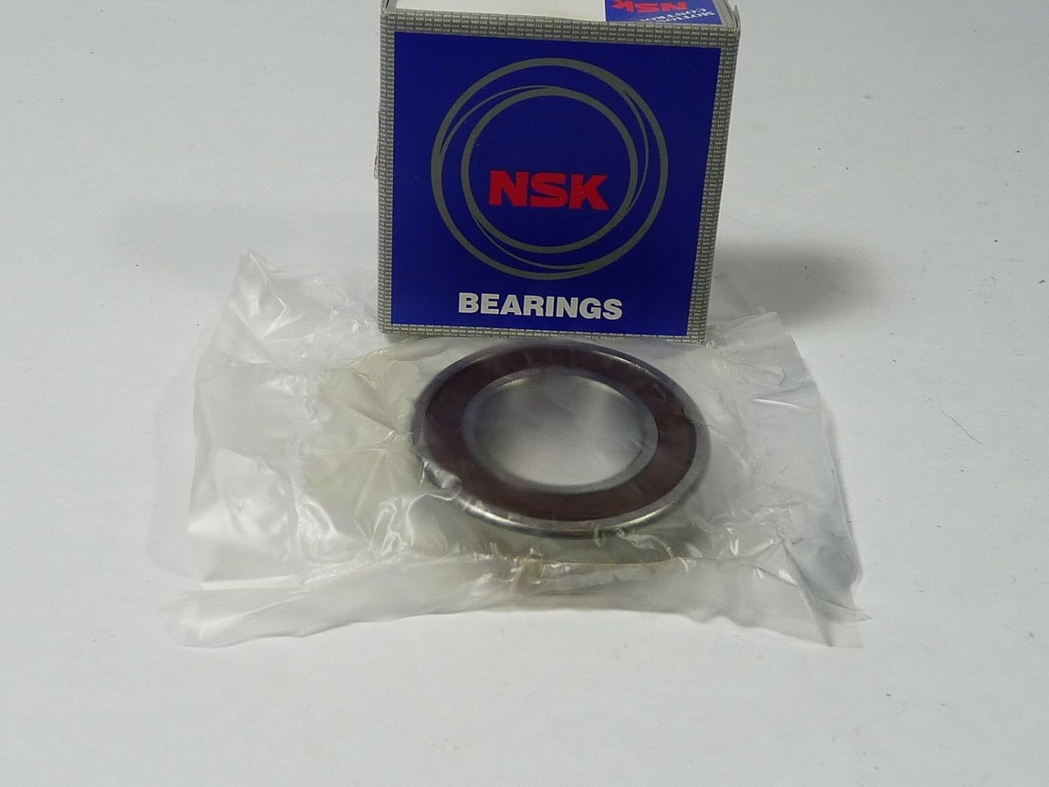 NSK 6005DDUCM Single Row Deep Groove Ball Bearing