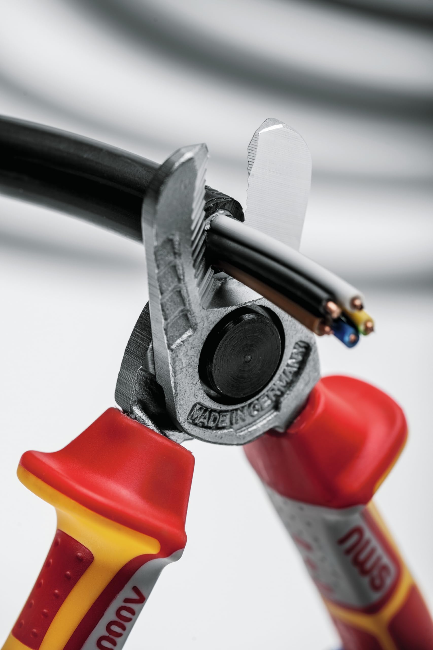 NWS 043-49VDE-160 - Corta cables eléctrico Al+ Cu - Serie 49 VDE (160 mm)