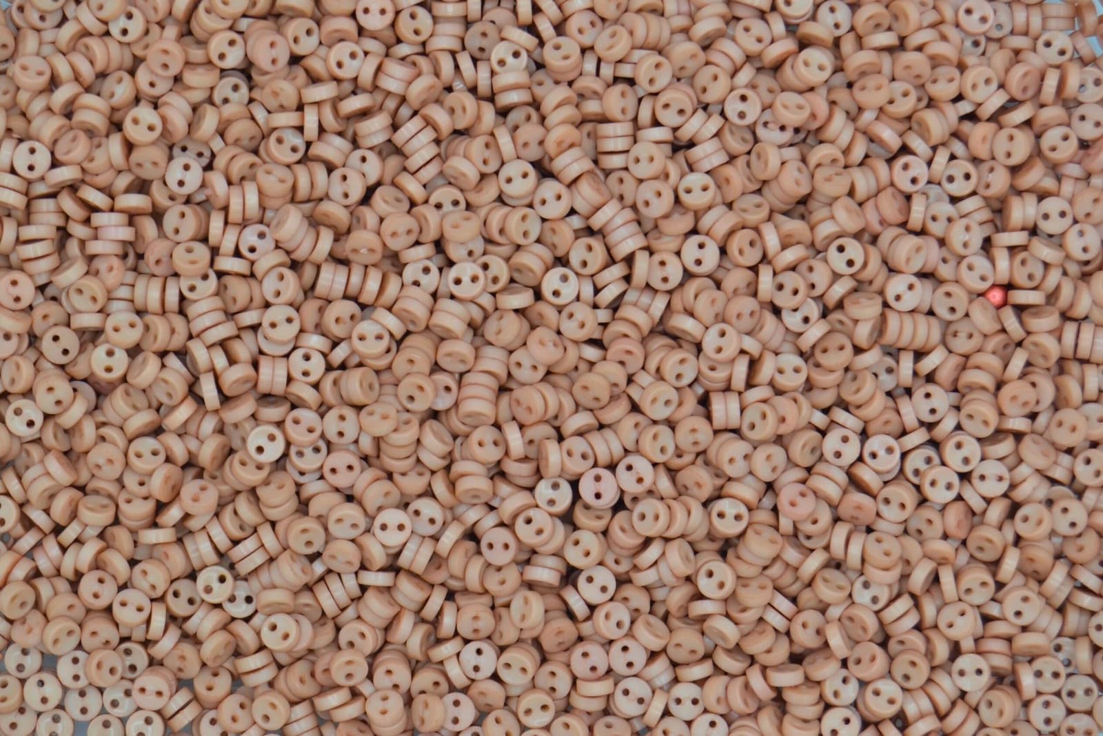 celloexpress 5mm Teddy Brown Circles Mini Doll Buttons for Dolls & Soft Toys Clothes - 5mm Assorted Round Colours & Designs (Pack of 2000, Teddy Brown Circles) โ image 1