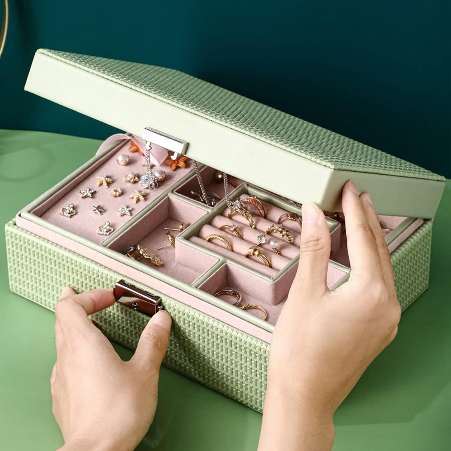 Leather Jewelry Box for Women, 2-Layer Organizer with Removable Tray for Rings, Necklaces, Earrings – Yellow(Pink)