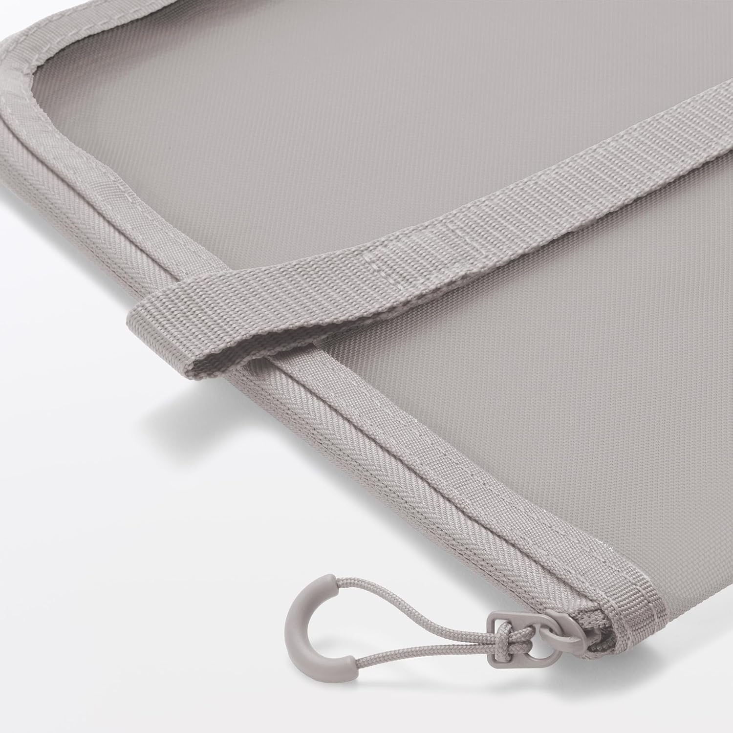MUJI 23044721 Nylon Mesh Vertical Document Case with Dividers for A4 Size, Gray