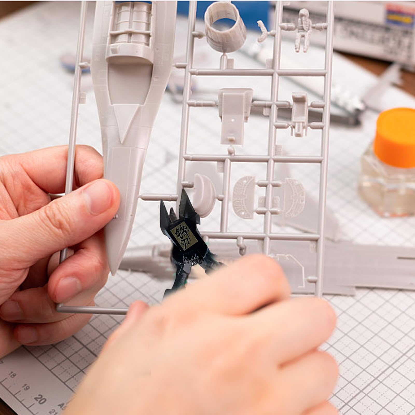 EINCORN Carbon Steel Precisions Cutter Pliers for Puzzles Model Assembly Tool Featuring Diagonal Nippers for Hand Wire Cutting