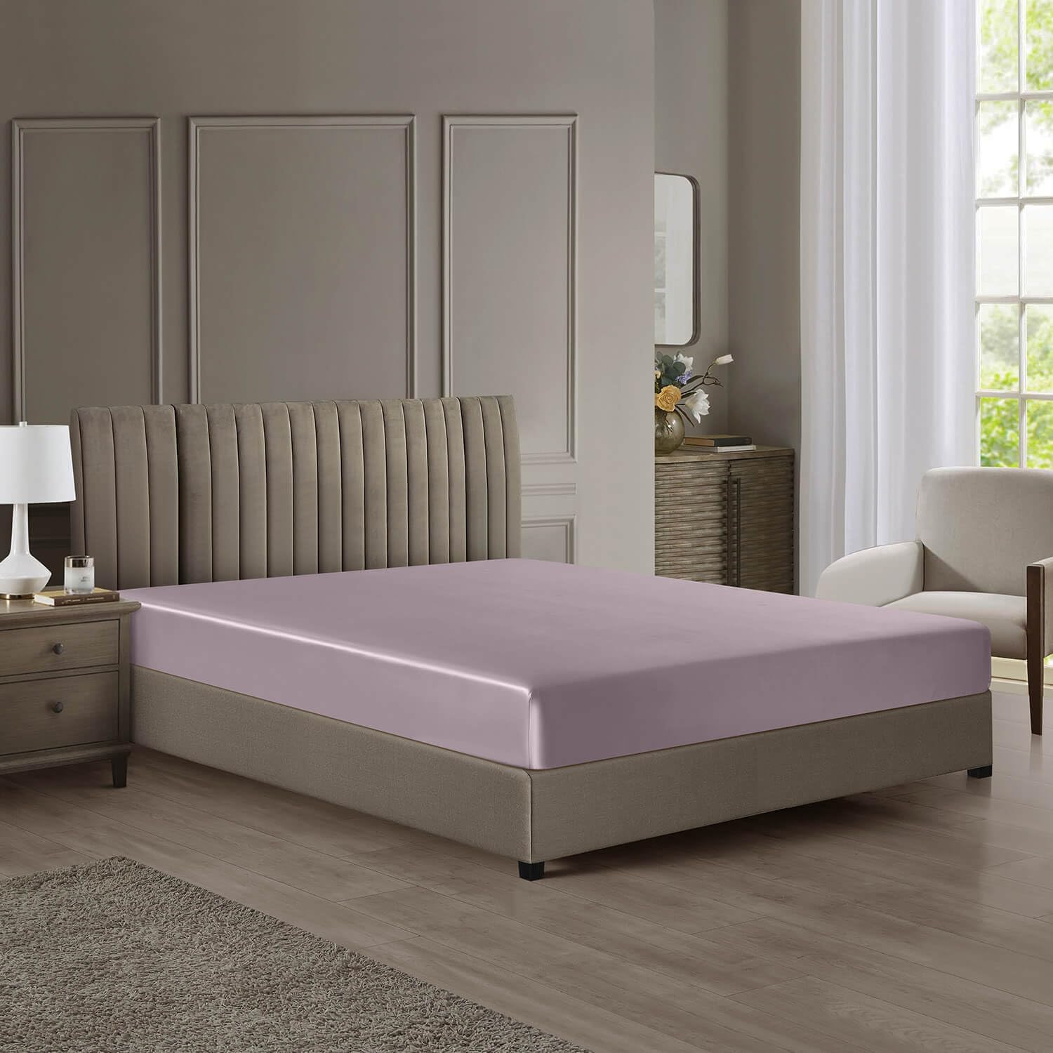 DISANGNI 22 Momme 6A Grade 100% Mulberry Silk Fitted Sheet, Oeko-Tex Certified, 1 Piece Luxury Soft Silk Fitted Sheet, Deep Pocket (Light Purple, 90x190+30cm)