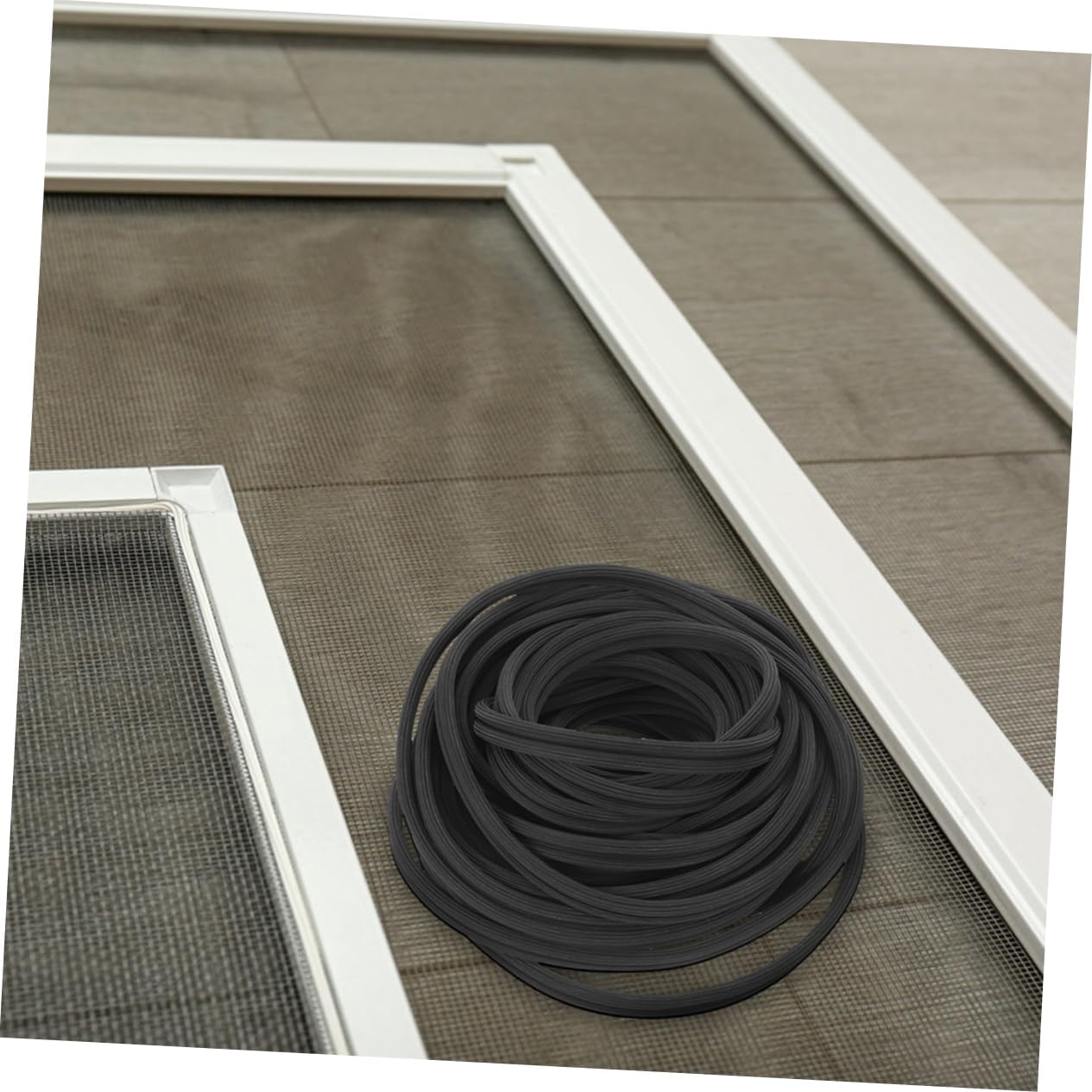 Rubber Screen Spline Kit for Window Door Repair Rubber Sealing Strip for Easy Screen Replacement Installation Compatible with Windows