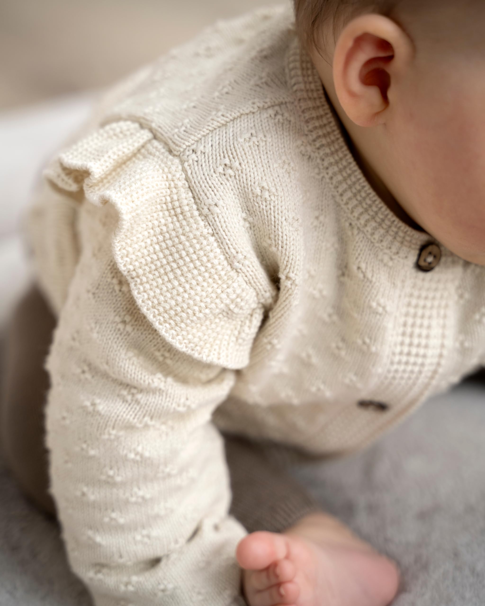 Baby's Only - Strickjacke Miracle - Mit Ruffle - 100% Bio-Baumwolle