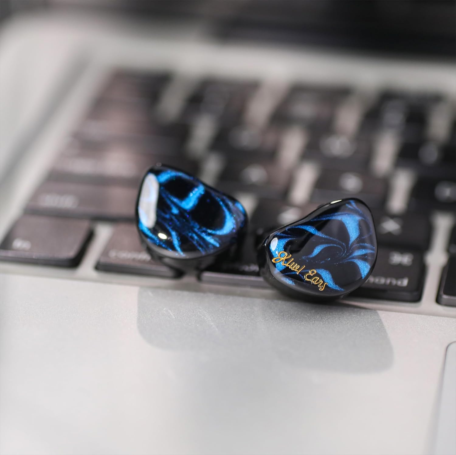 Linsoul Kiwi Ears Cadenza 10mm Beryllium Dynamic Driver IEM 3D Printed with Detachable Interchangeable Plug 0.78 2pin 3.5mm IEM Cable for Musician Audiophile (Blue)