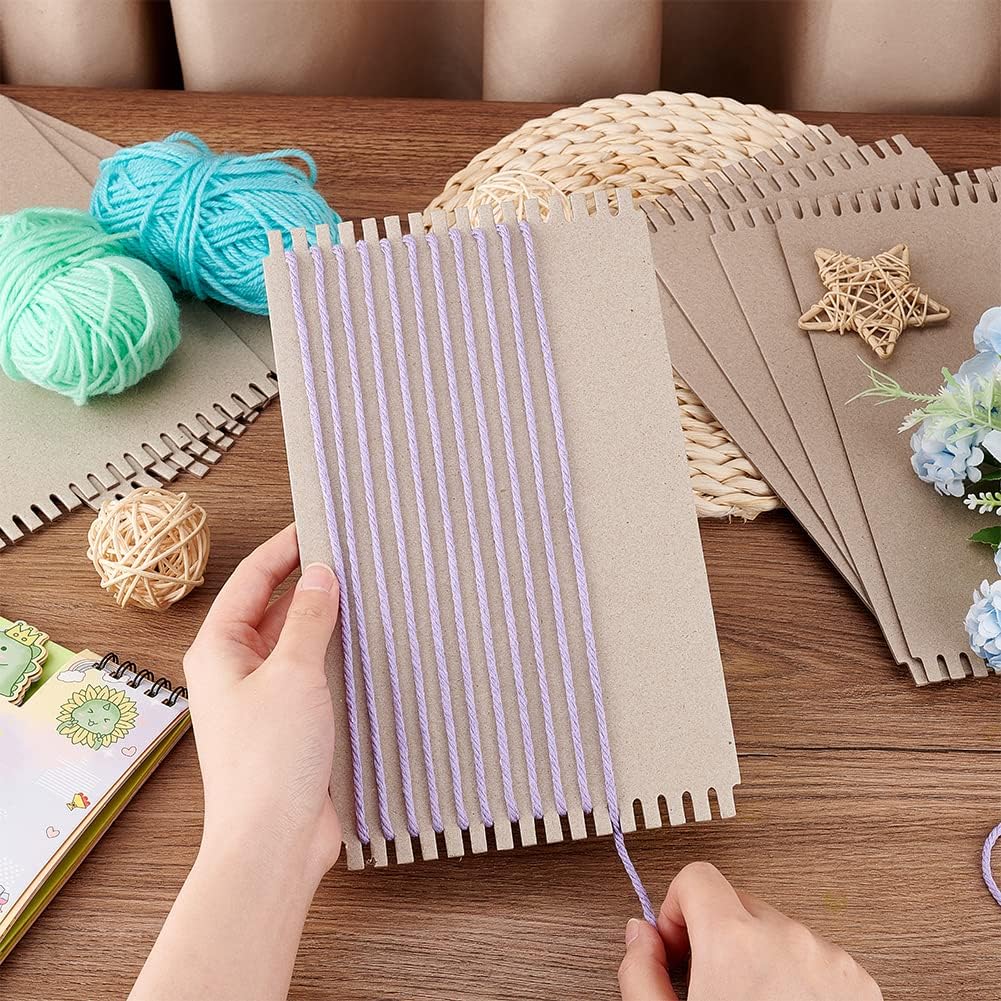 FINGERINSPIRE 8PCS Cardboard Weaving Looms & 16PCS Safety Plastic Sewing Needles, Wide Card Loom Weaving Boards Loom Tools for Beginners Knitting Crochet Tapestry Handmade Arts Crafts,25x15cm 4 71FeIDZSggL. AC SL1001
