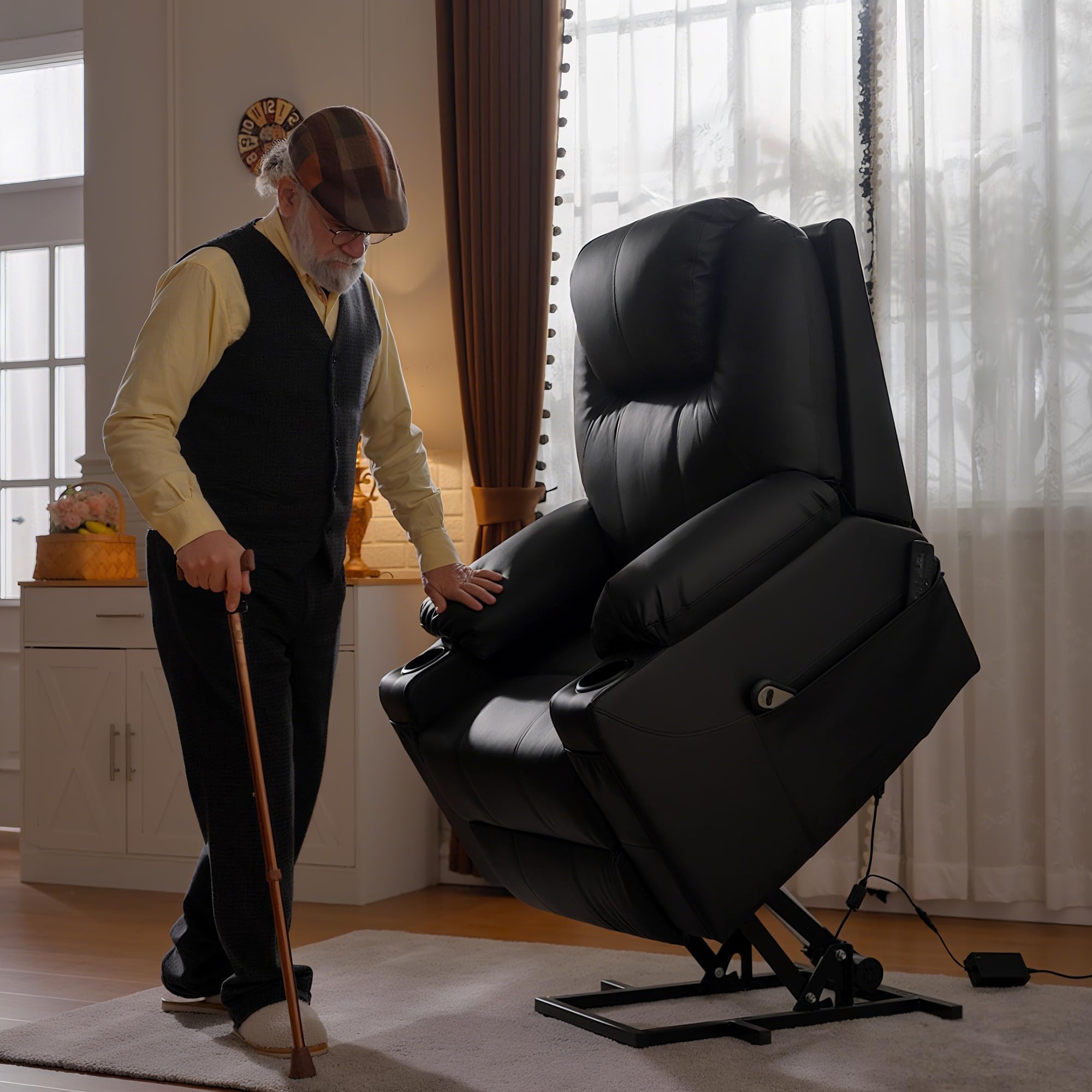 HOMCOM Poltrona Elettrica Alzapersona Reclinabile 135°, Poltrona Relax Elettrica in PU con 8 Punti Massaggianti, 2 Portabicchieri, Tasche Laterali, Telecomando e Poggiapiedi, Nero