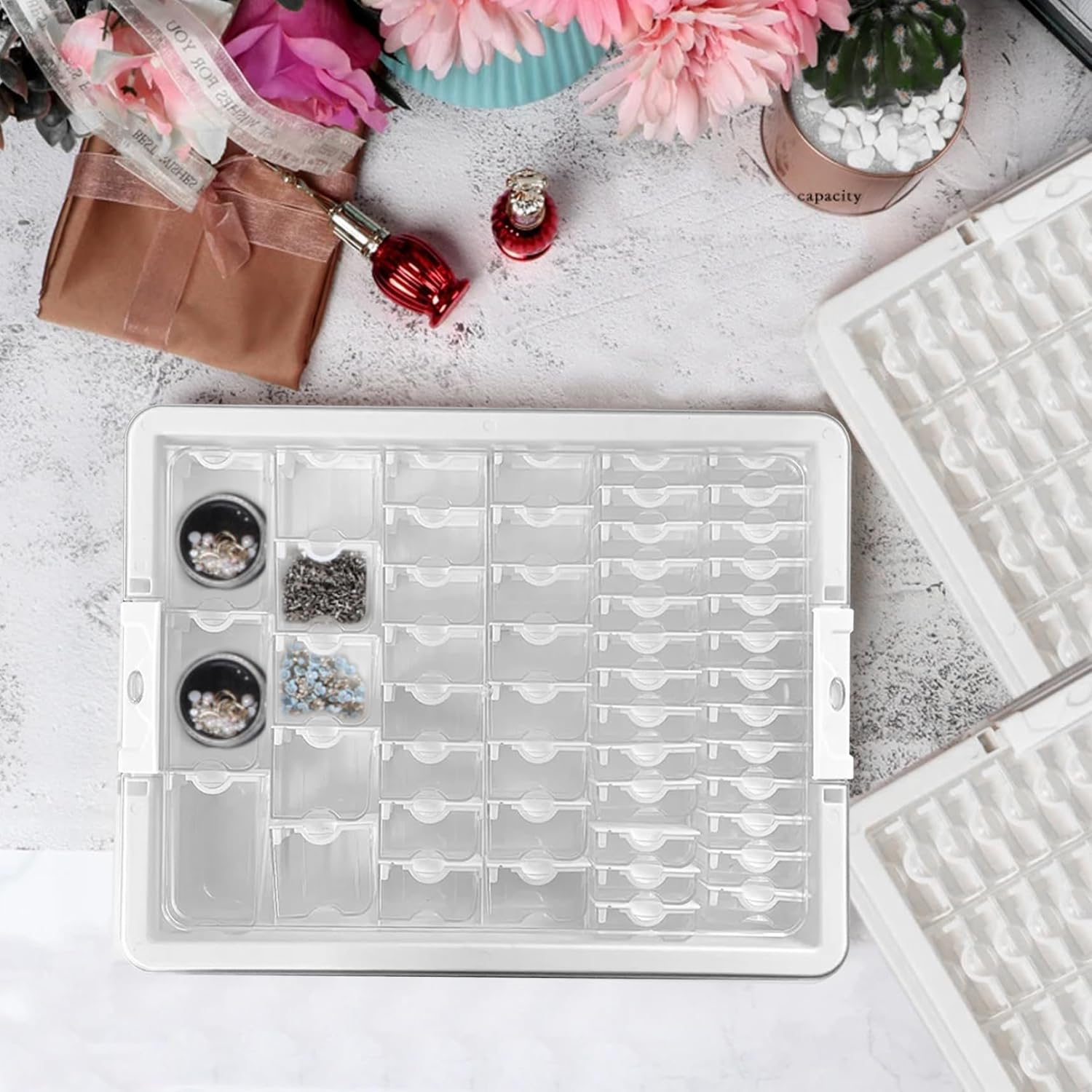 1 Set Bead Storage Solutions Includes 50 Clear Removable Bead Storage Containers with Snap Shut Lid, Plastic Organizer Box for Nail Art Rhinestone Jewelry