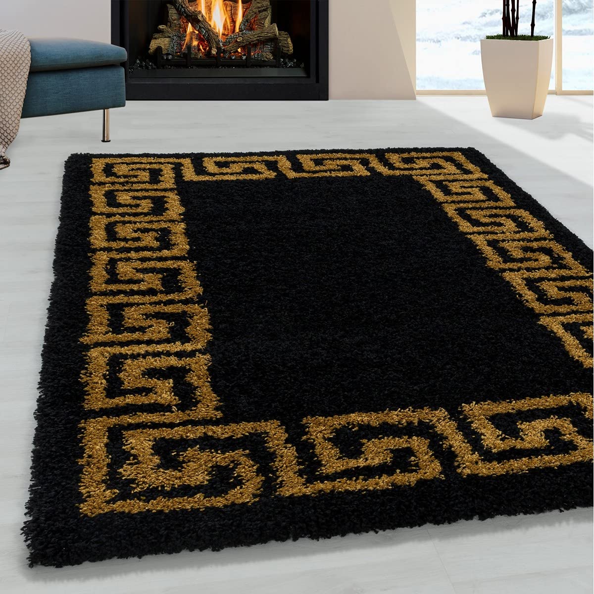 Tapis design à poils longs confortable pour grand salon or