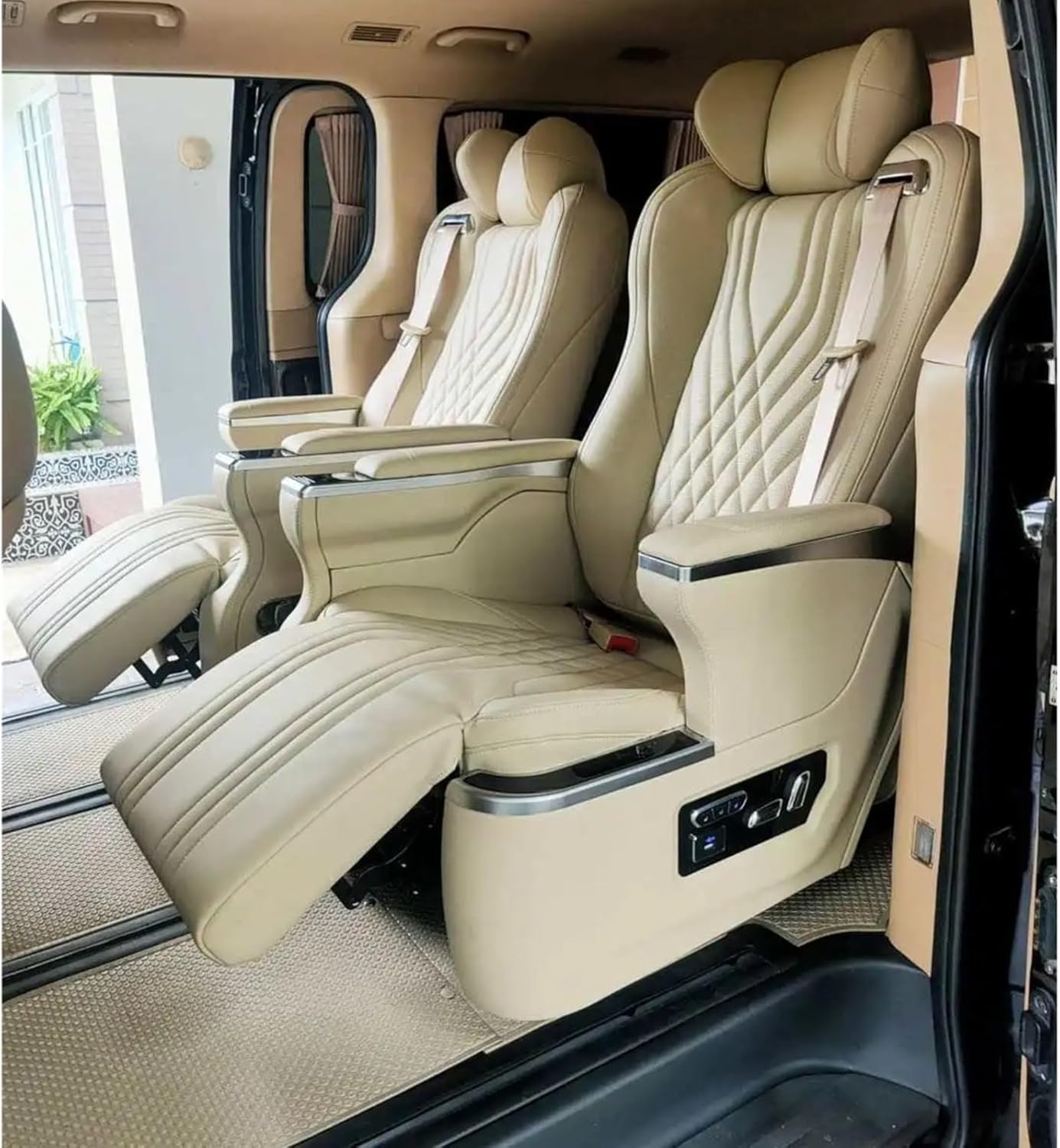 2023 The Latest Hot Luxury Car Seat For General Commercial Vehicle