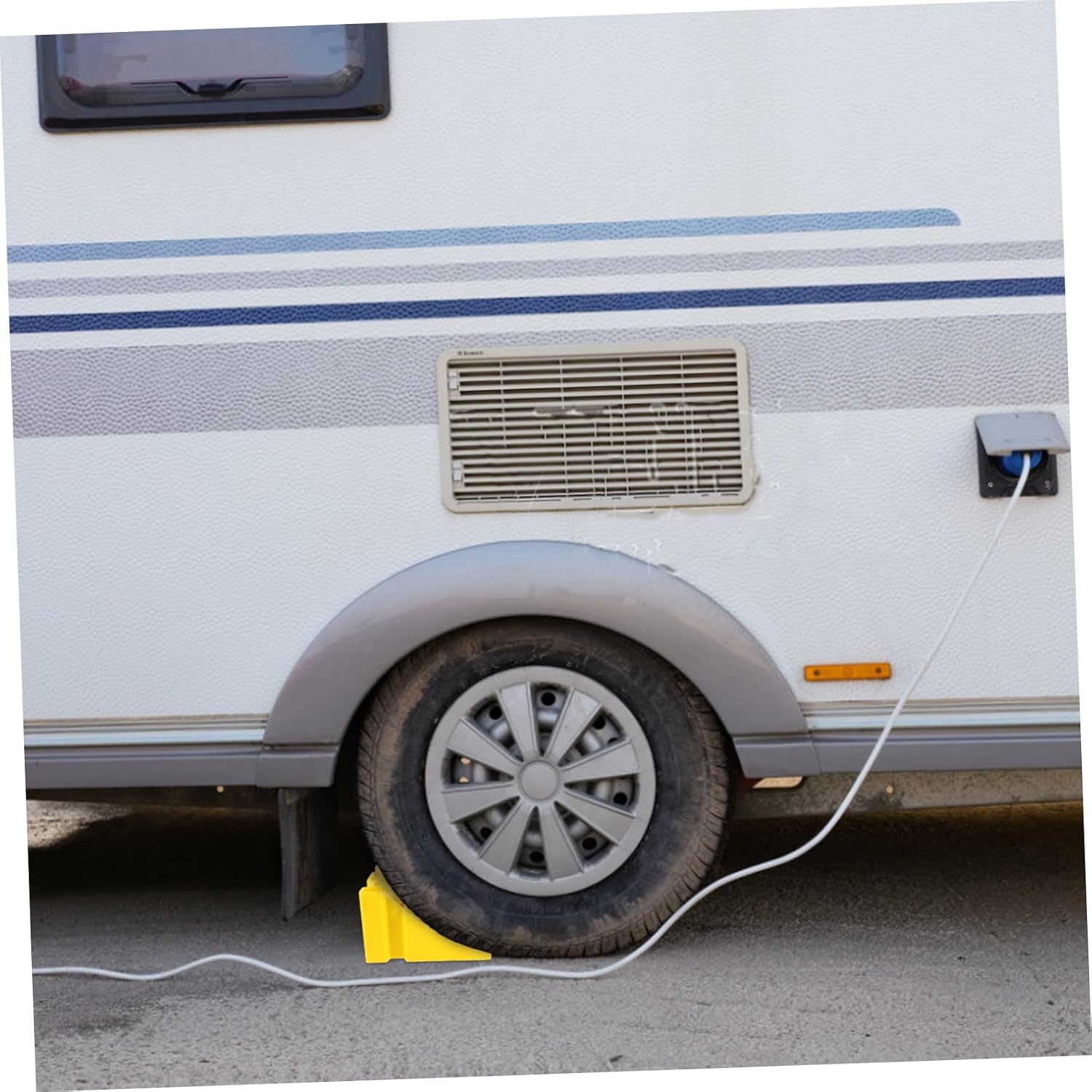 Heavy Duty Wheel Chock Trailer Stabilizer for Rvs Motorhomes and for Compact and Portable for Travel Trailers