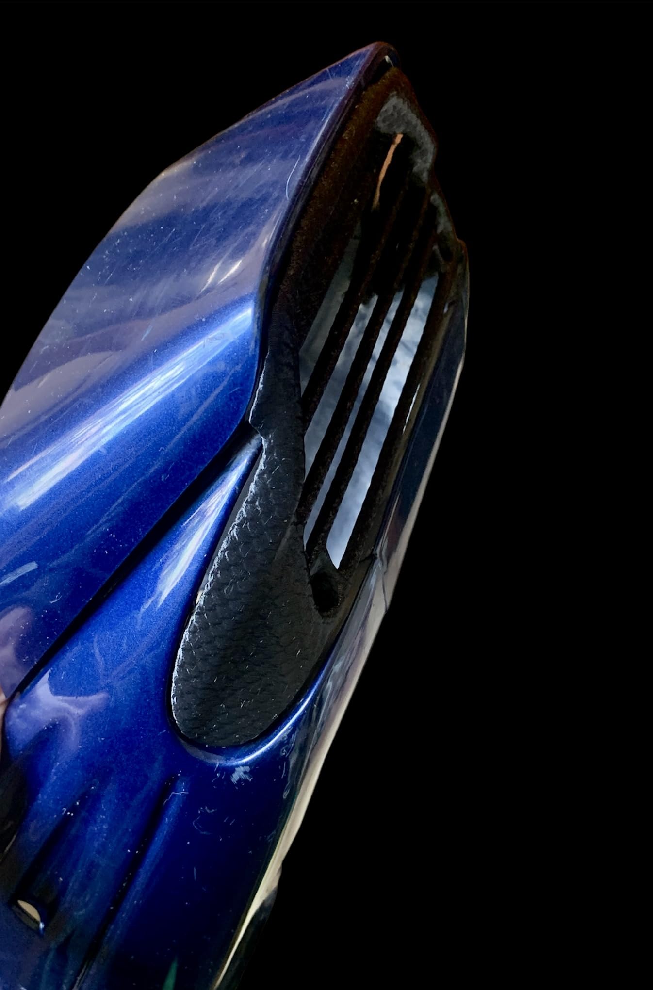 Replica Griglia Fanale Carena posteriore Malaguti Phantom F12 50 Restyling (Nero lucido)