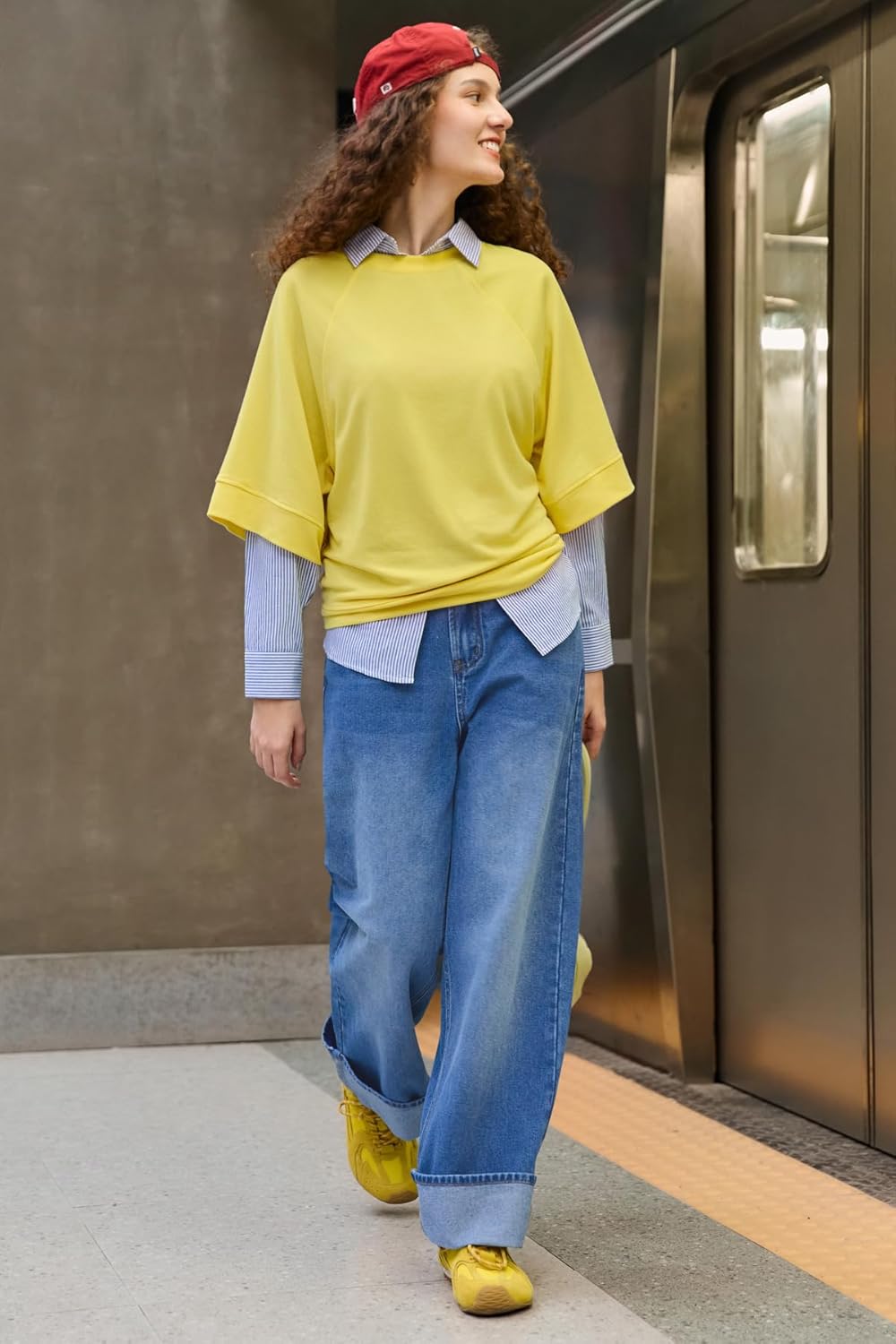 Tankaneo Womens Wide Leg Cuffed Jeans Trendy High Waisted Baggy Boyfriend Casual Denim Pants with Belted - Image 4