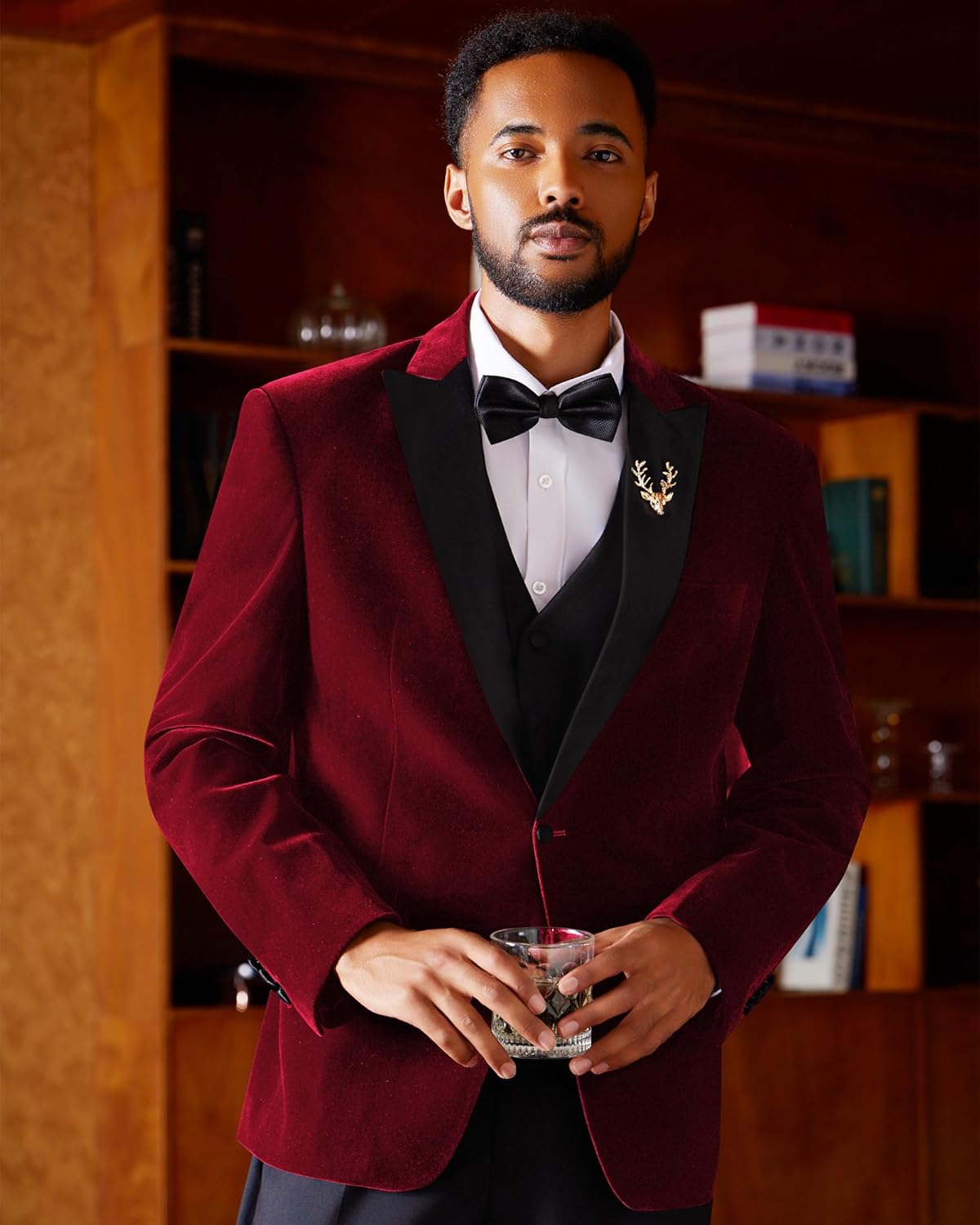 MAGE MALE Mens Velvet Suits Slim Fit Peak Lapel Tuxedo 3 Piece One Button Prom Party Banquet Blazer Vest Pants Set - Image 4