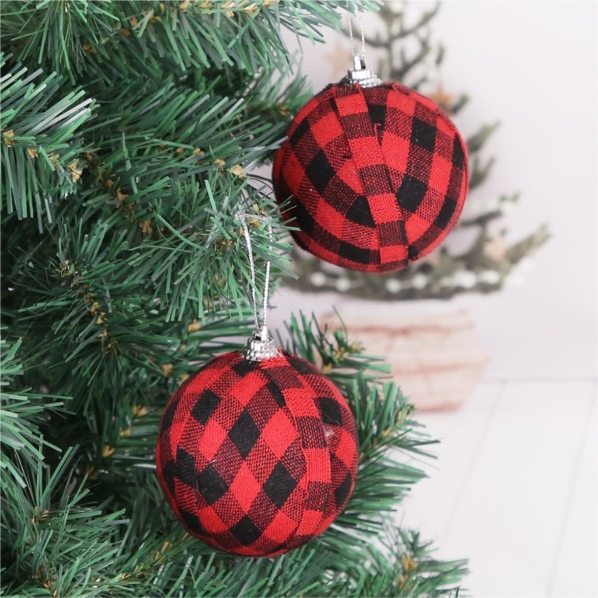 Palline di Natale 24 Ornamenti Natalizi con Palline da Appendere, Set di Natale Scozzesi, All'albero, per La Decorazione della Festa Decorazioni(Black+Red)