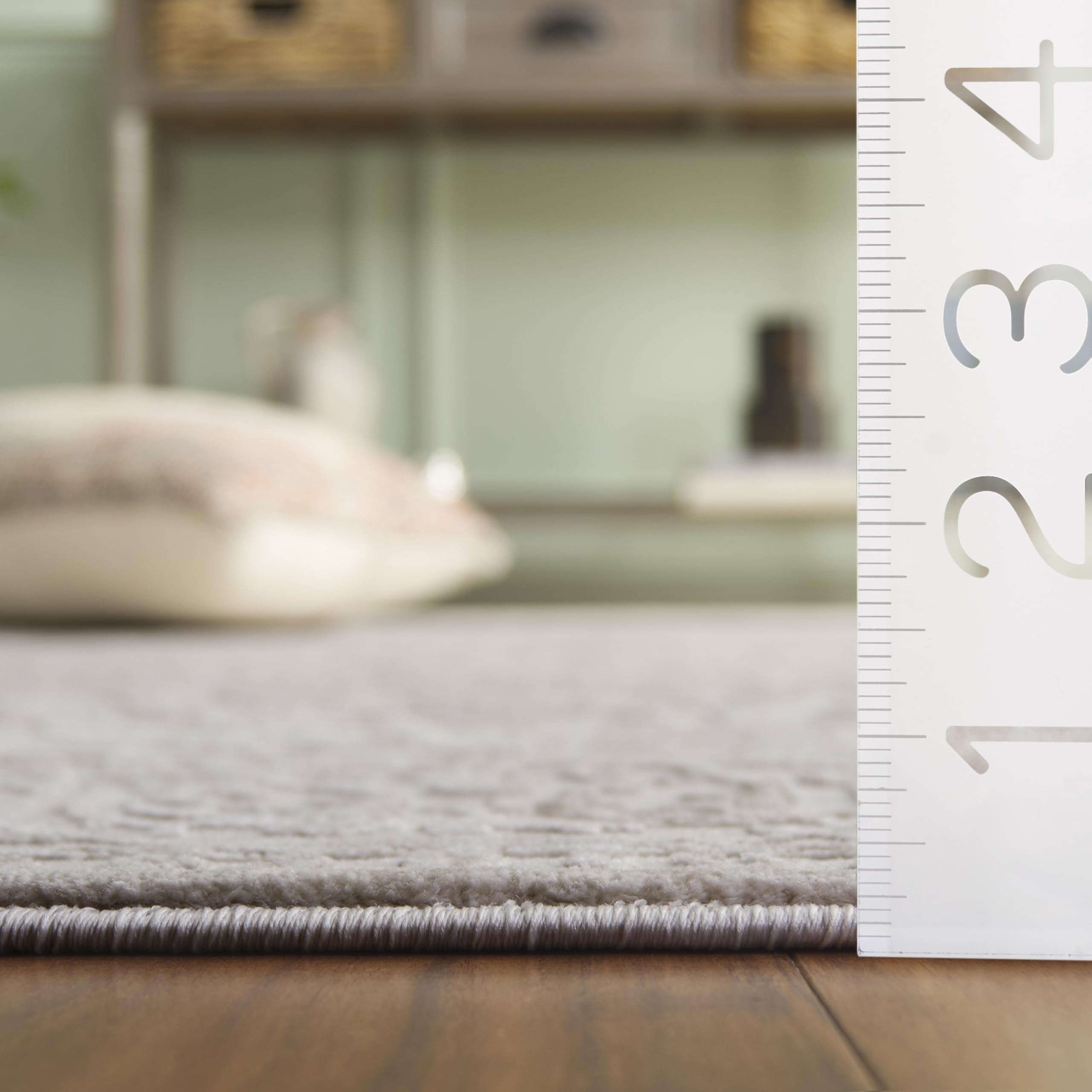 Safavieh Contemporary Rug for Living Room Dining Room, Bedroom - Reflection Collection, Short Pile, in Cream and Ivory, 90 x 90 cm - Image 2