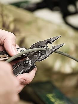 未使用 LEATHERMAN MUT マルチツール ブラック/タン Amazon.co.jp: Leatherman・レザーマン MUTタクティカルマルチ